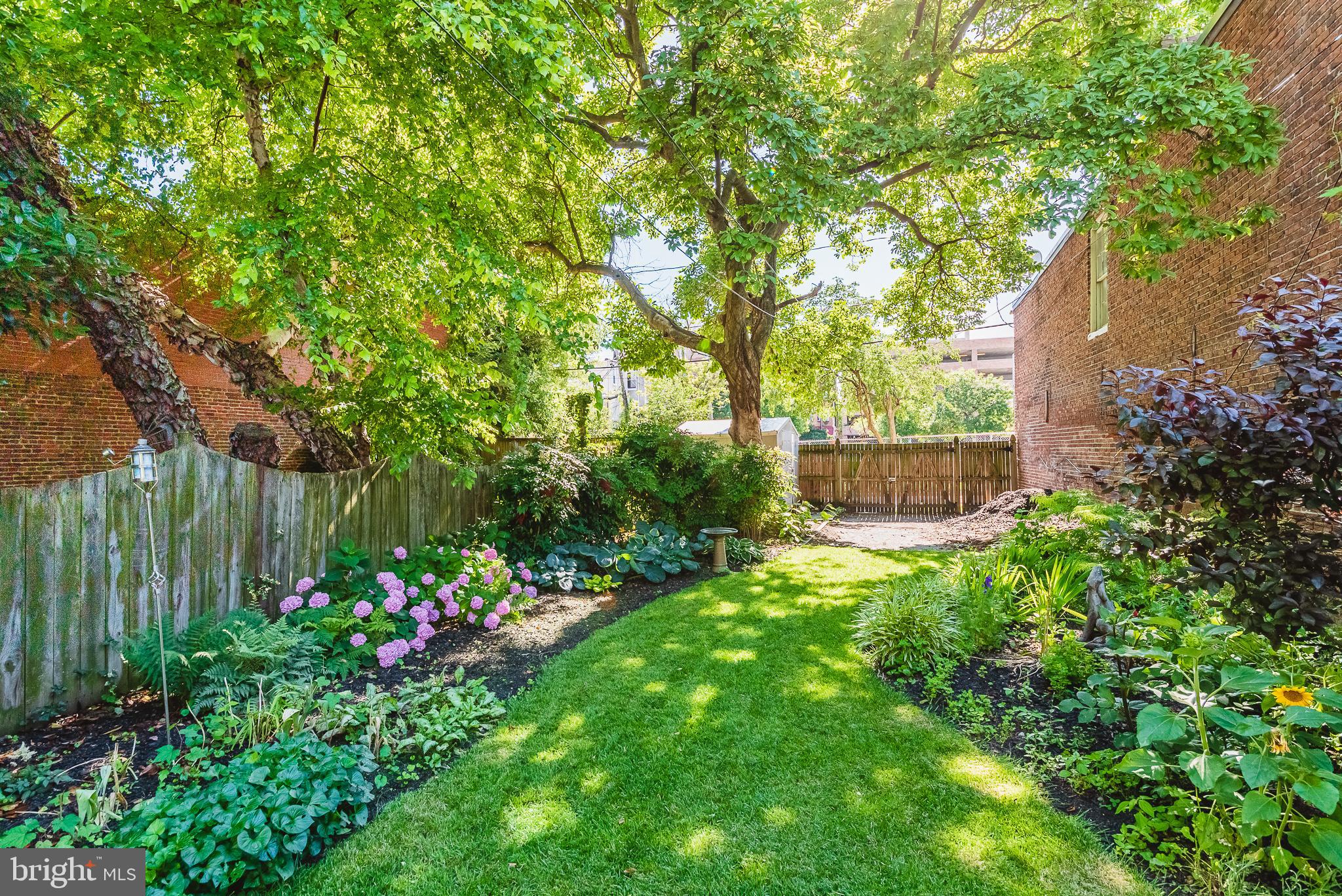 CHARLES VILLAGE - Residential