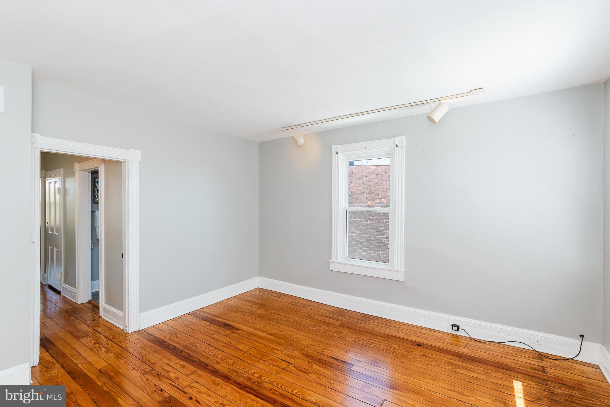 CHARLES VILLAGE - Residential