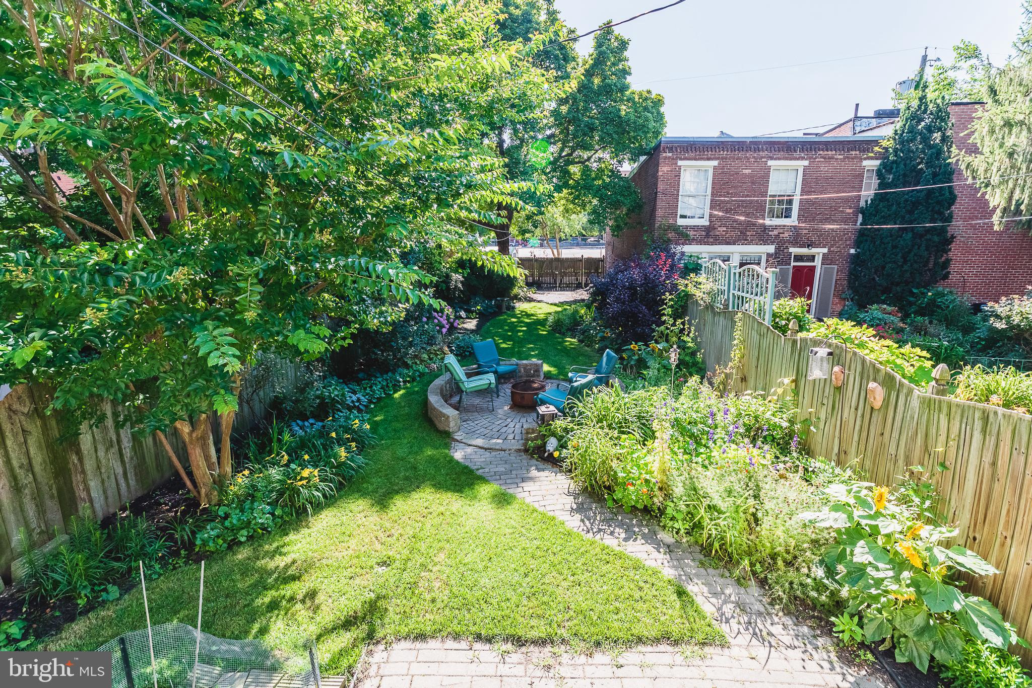 CHARLES VILLAGE - Residential