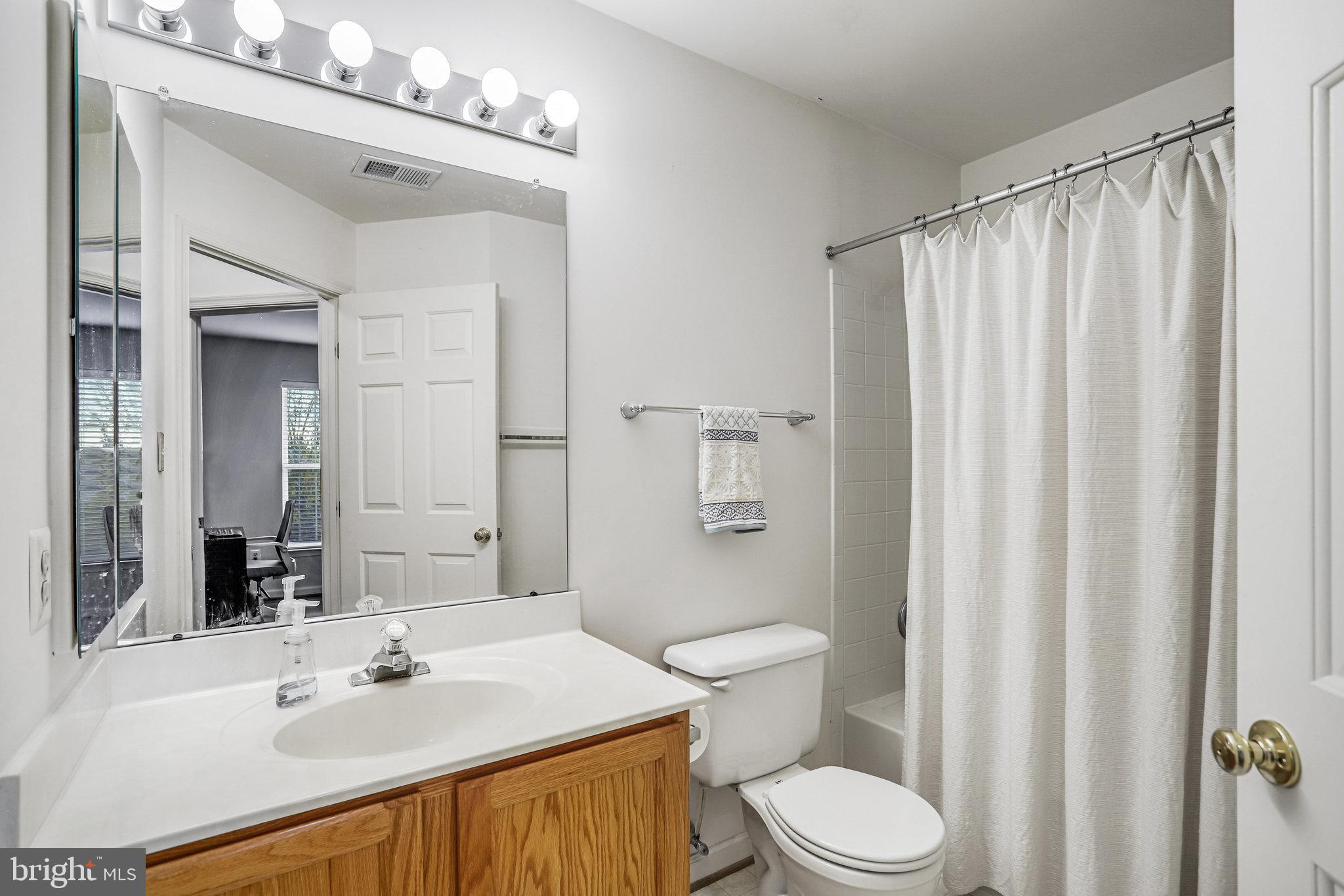 BALLENGER CROSSING - Residential Lease