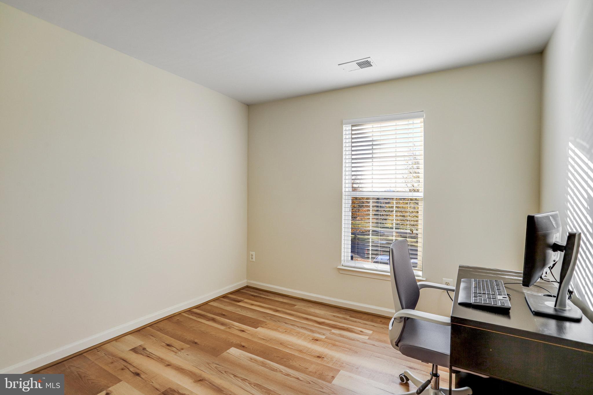 BALLENGER CROSSING - Residential Lease