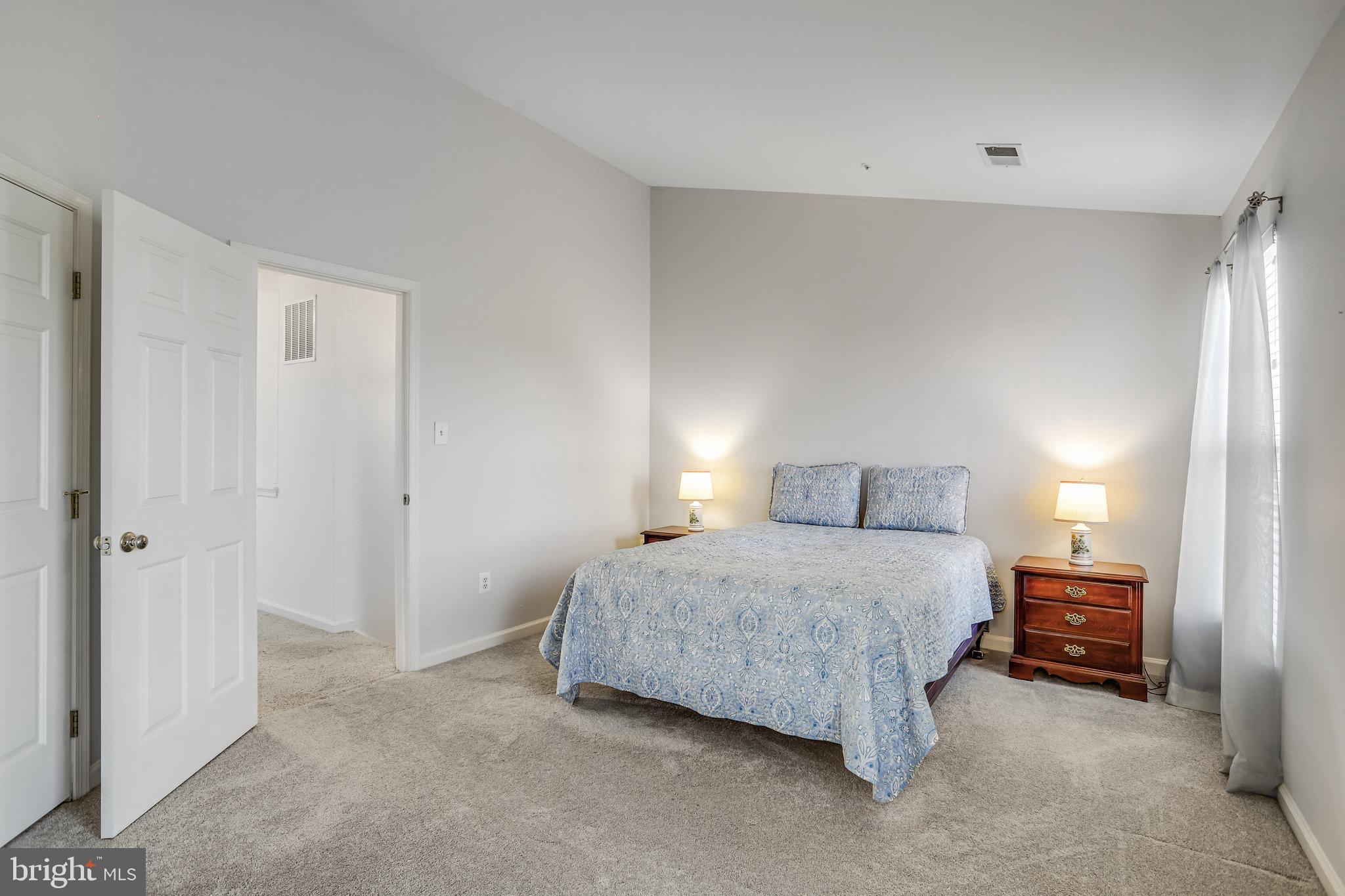 BALLENGER CROSSING - Residential Lease