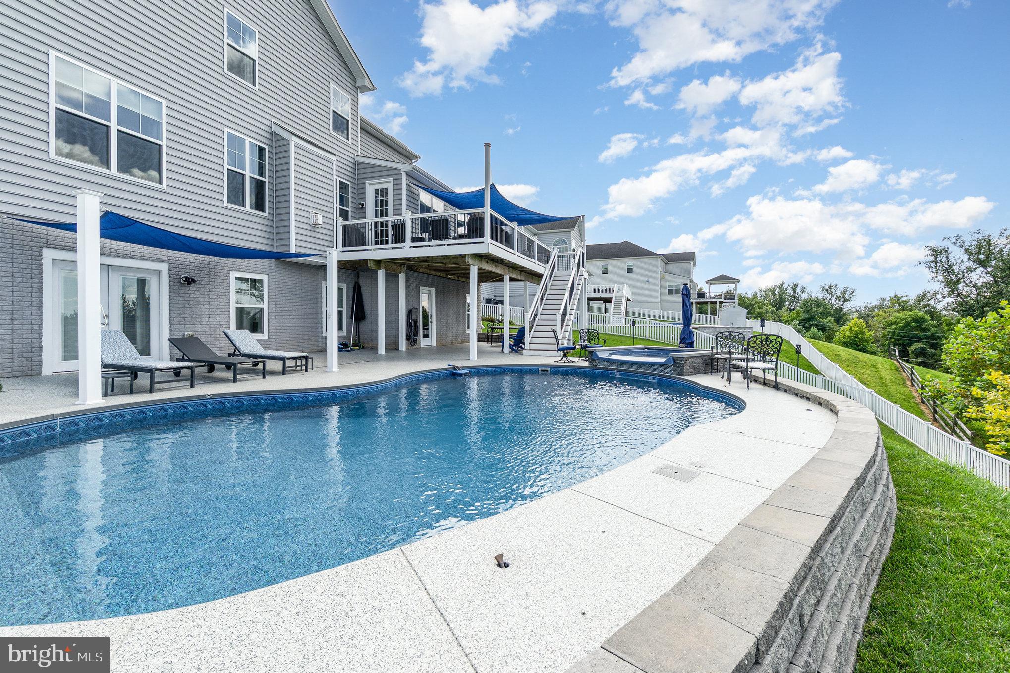 MAGNESS FARMS - Residential