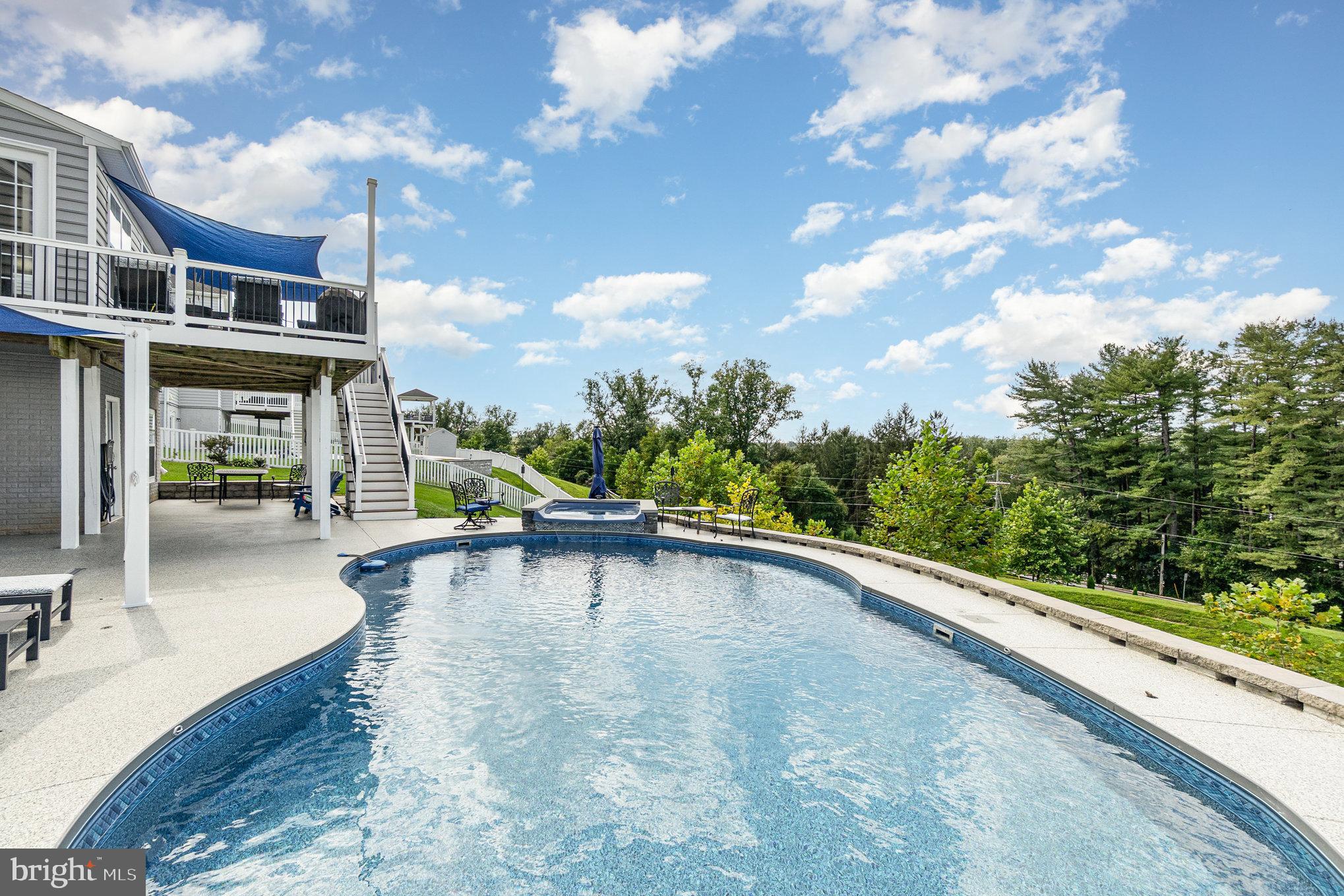 MAGNESS FARMS - Residential