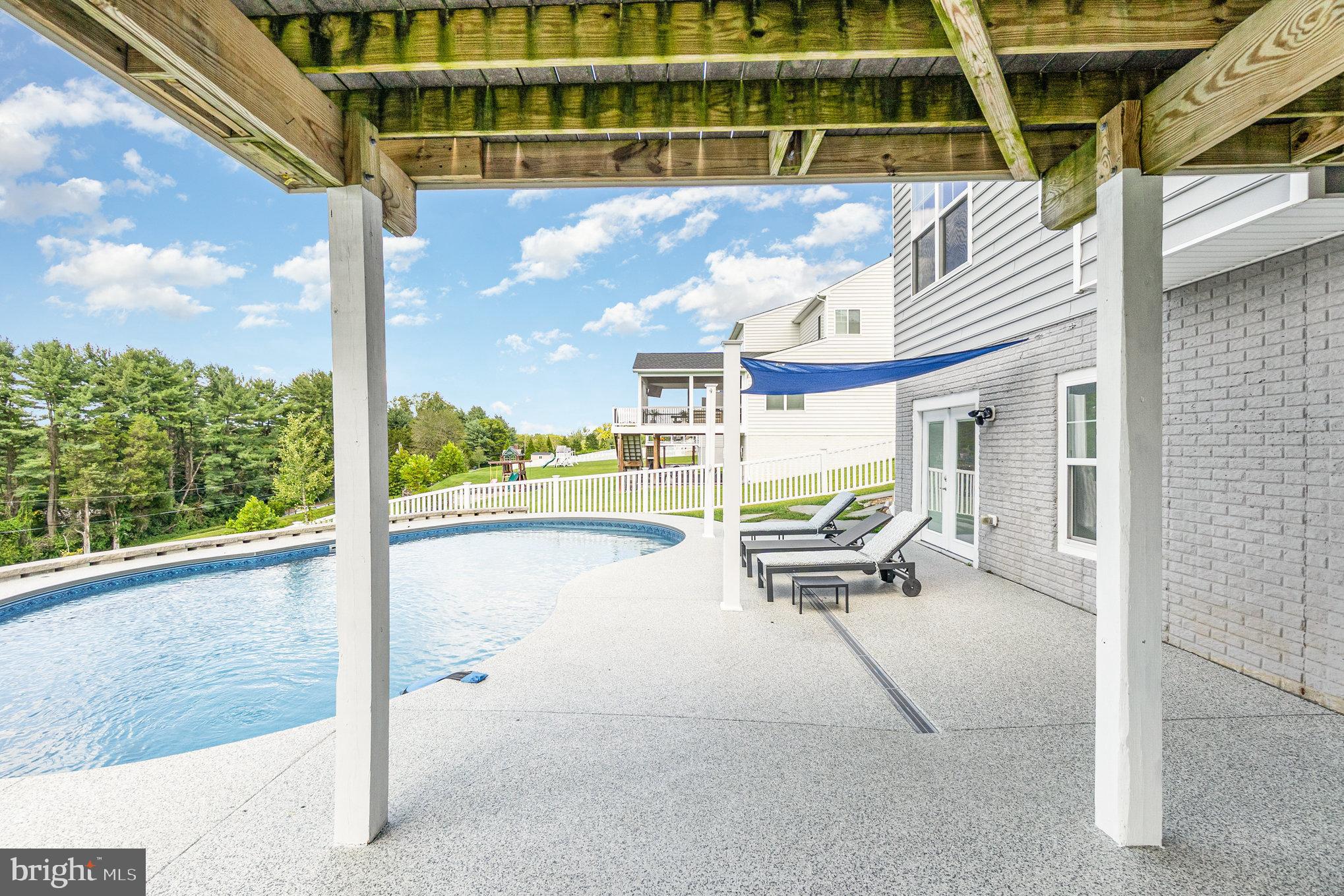 MAGNESS FARMS - Residential