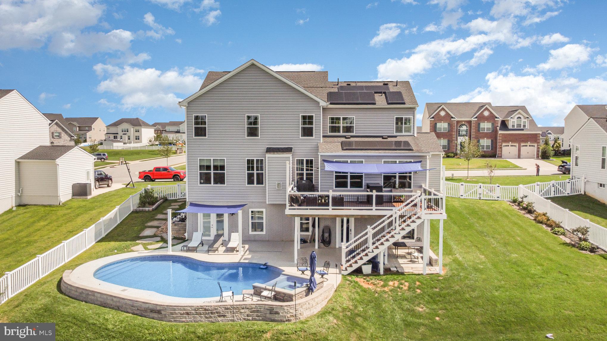 MAGNESS FARMS - Residential