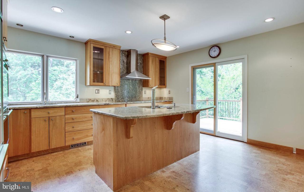 CLOISTERS OF FAIRFAX - Residential Lease