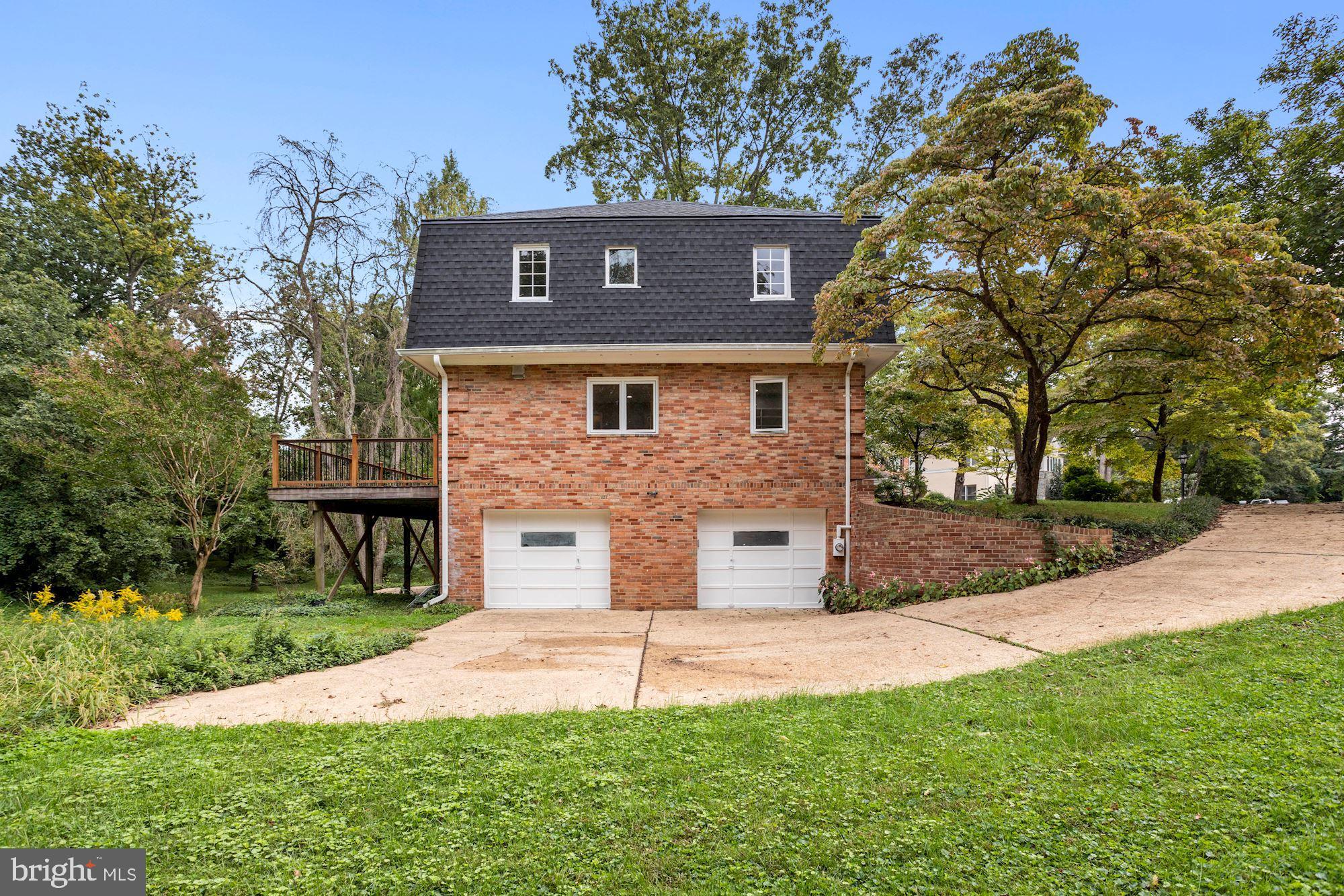 CLOISTERS OF FAIRFAX - Residential Lease