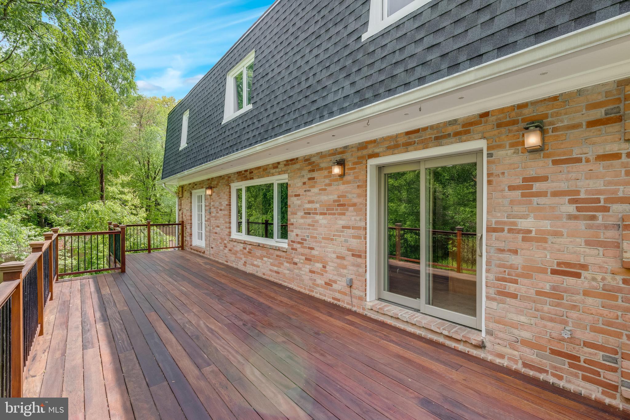 CLOISTERS OF FAIRFAX - Residential Lease