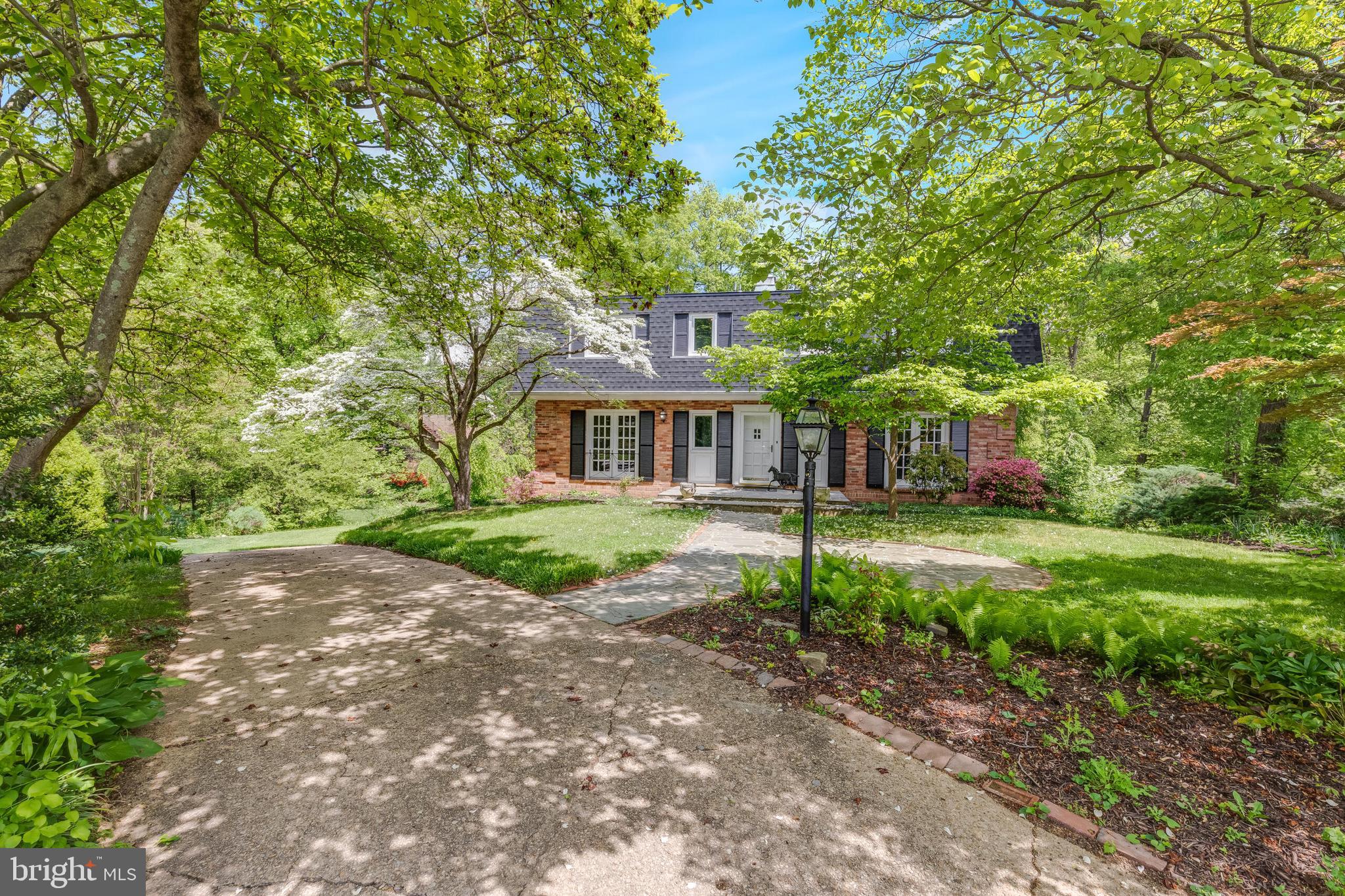 CLOISTERS OF FAIRFAX - Residential Lease