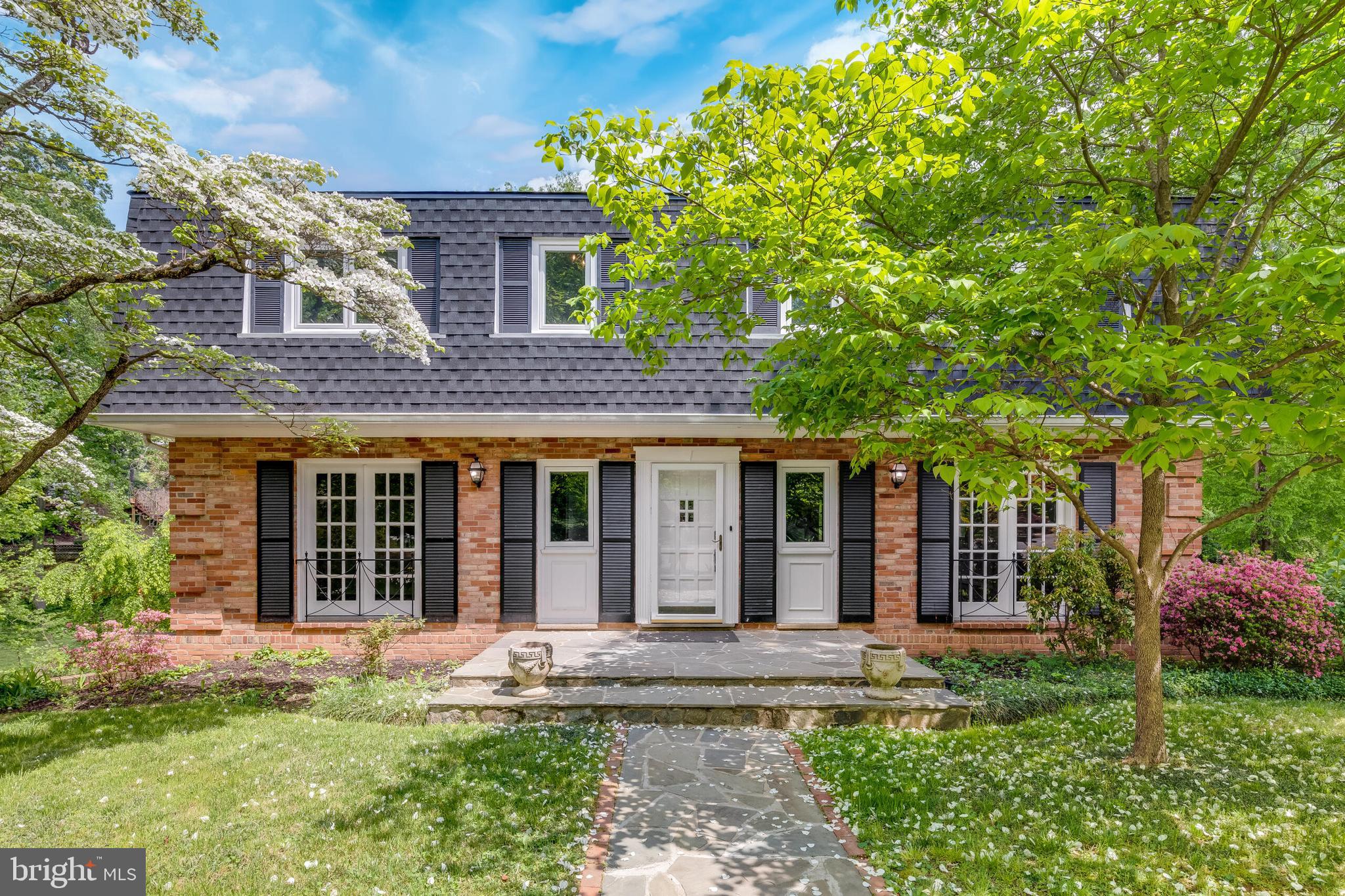 CLOISTERS OF FAIRFAX - Residential Lease