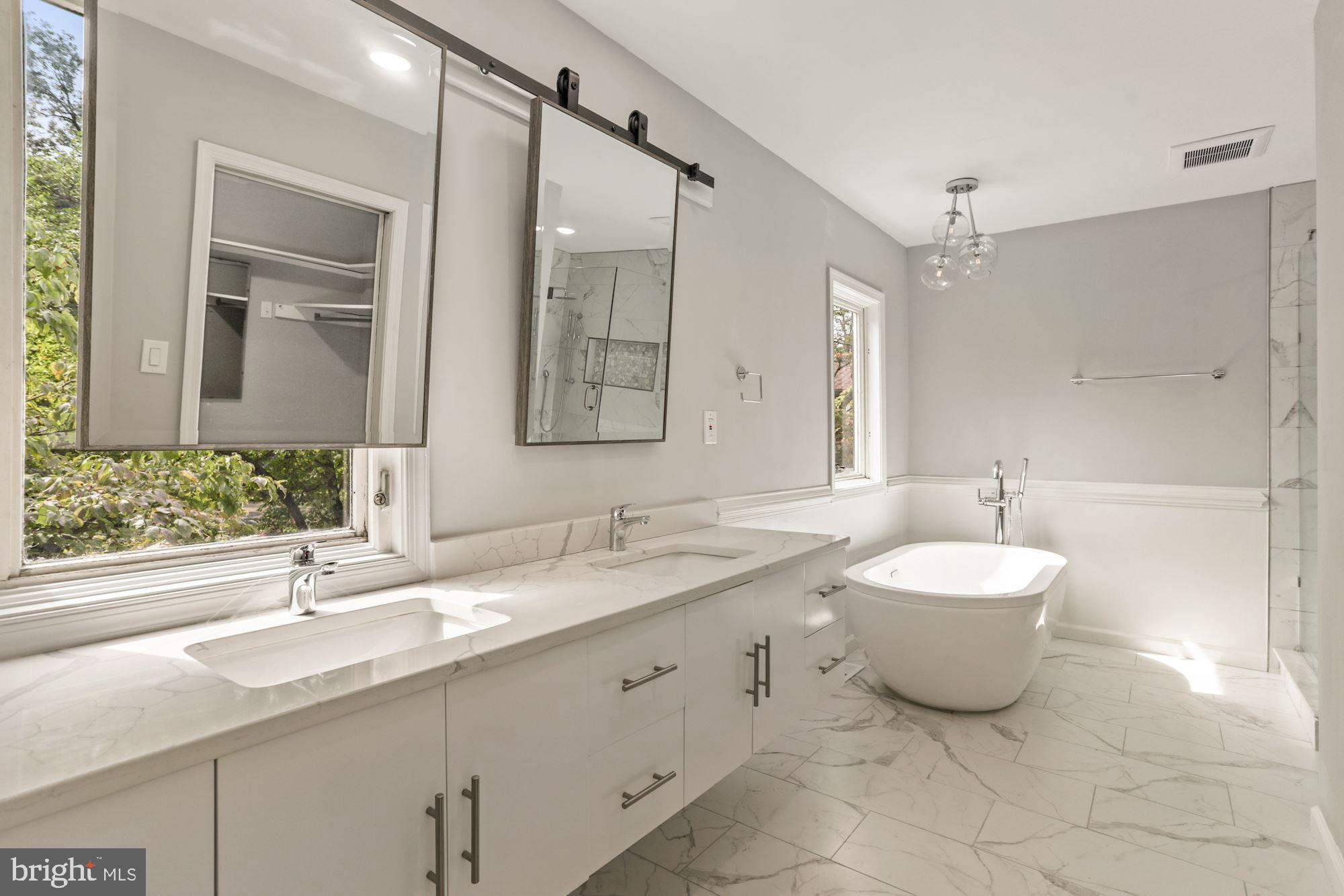 CLOISTERS OF FAIRFAX - Residential Lease