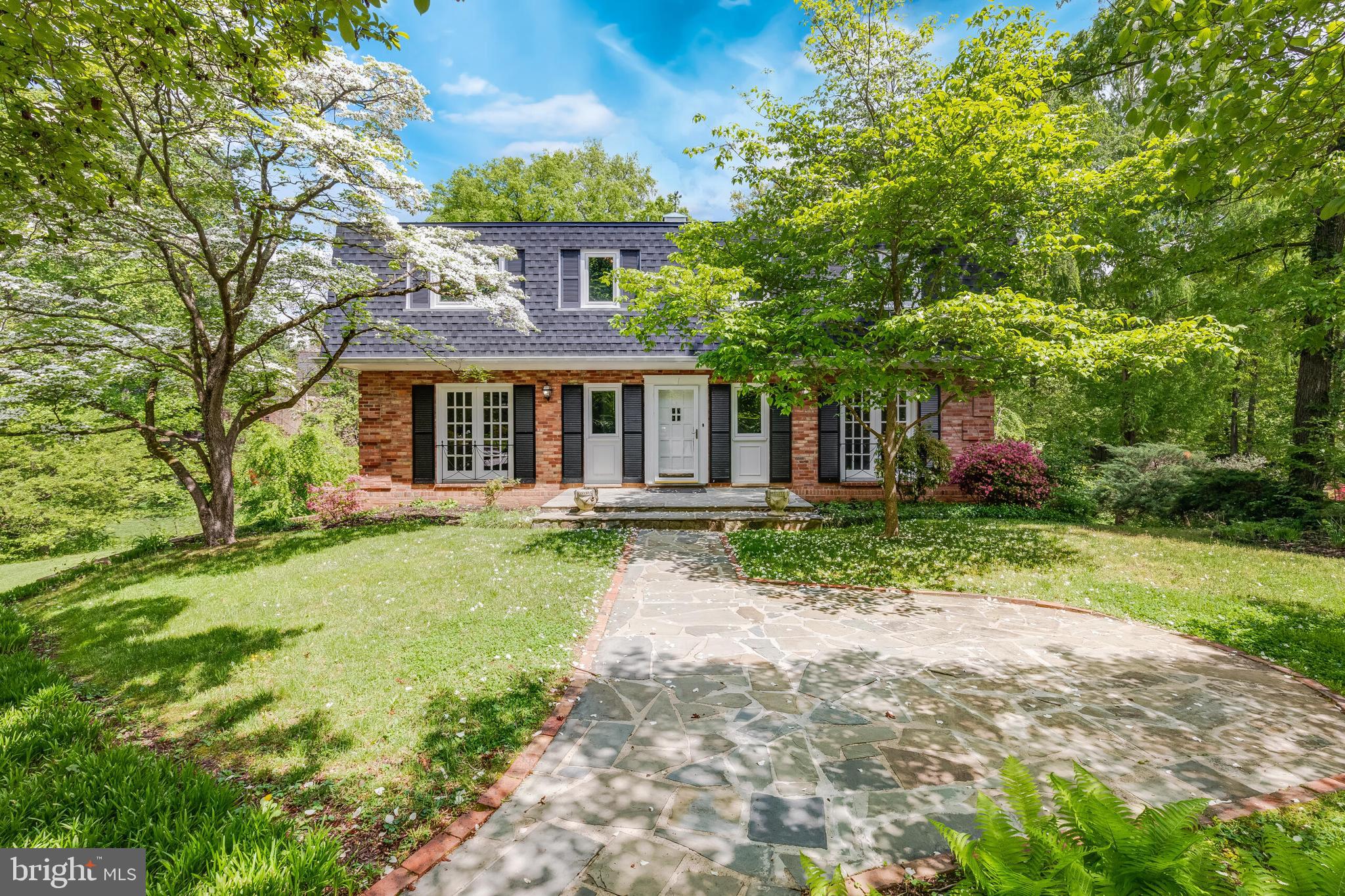 CLOISTERS OF FAIRFAX - Residential Lease