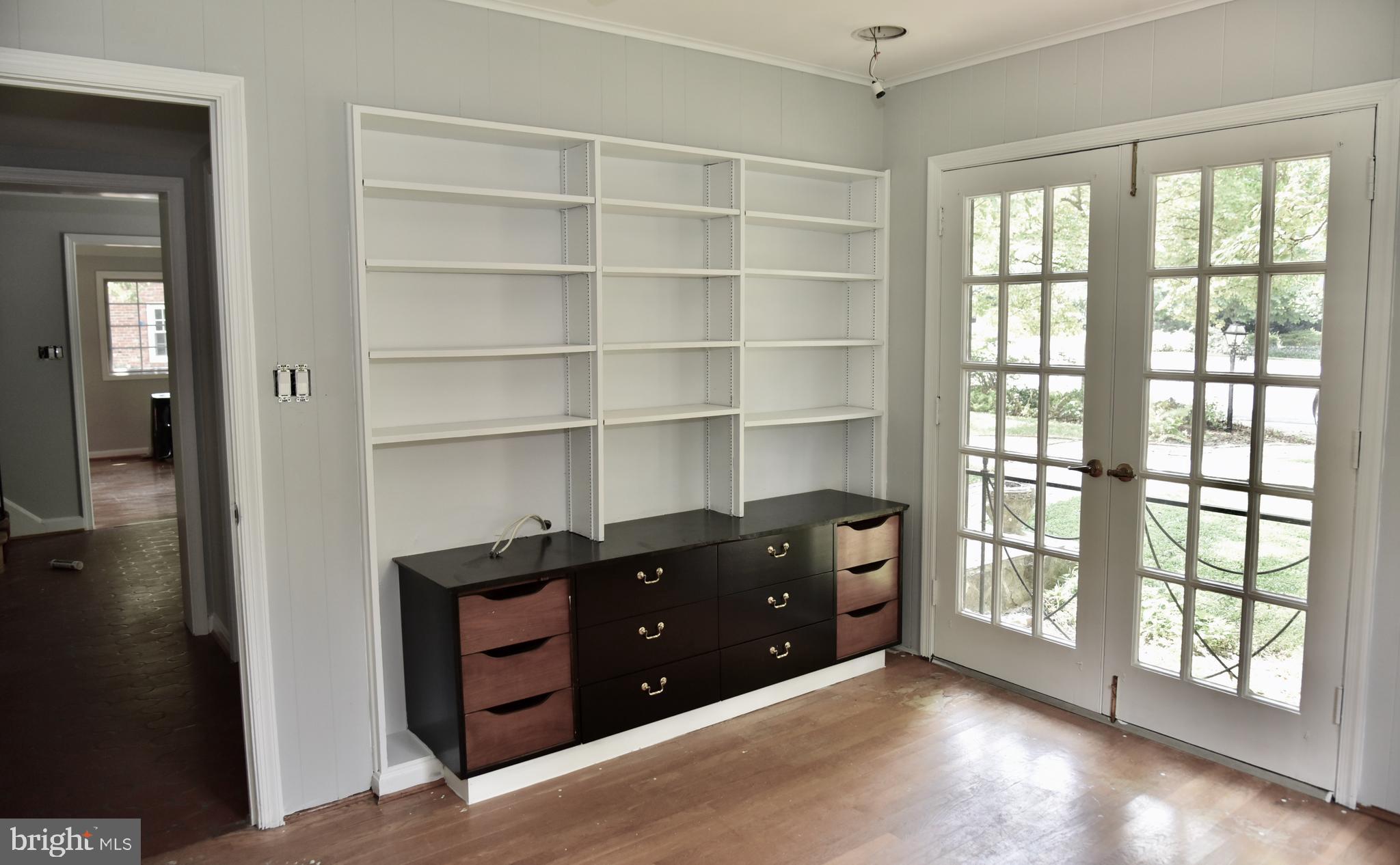 CLOISTERS OF FAIRFAX - Residential Lease