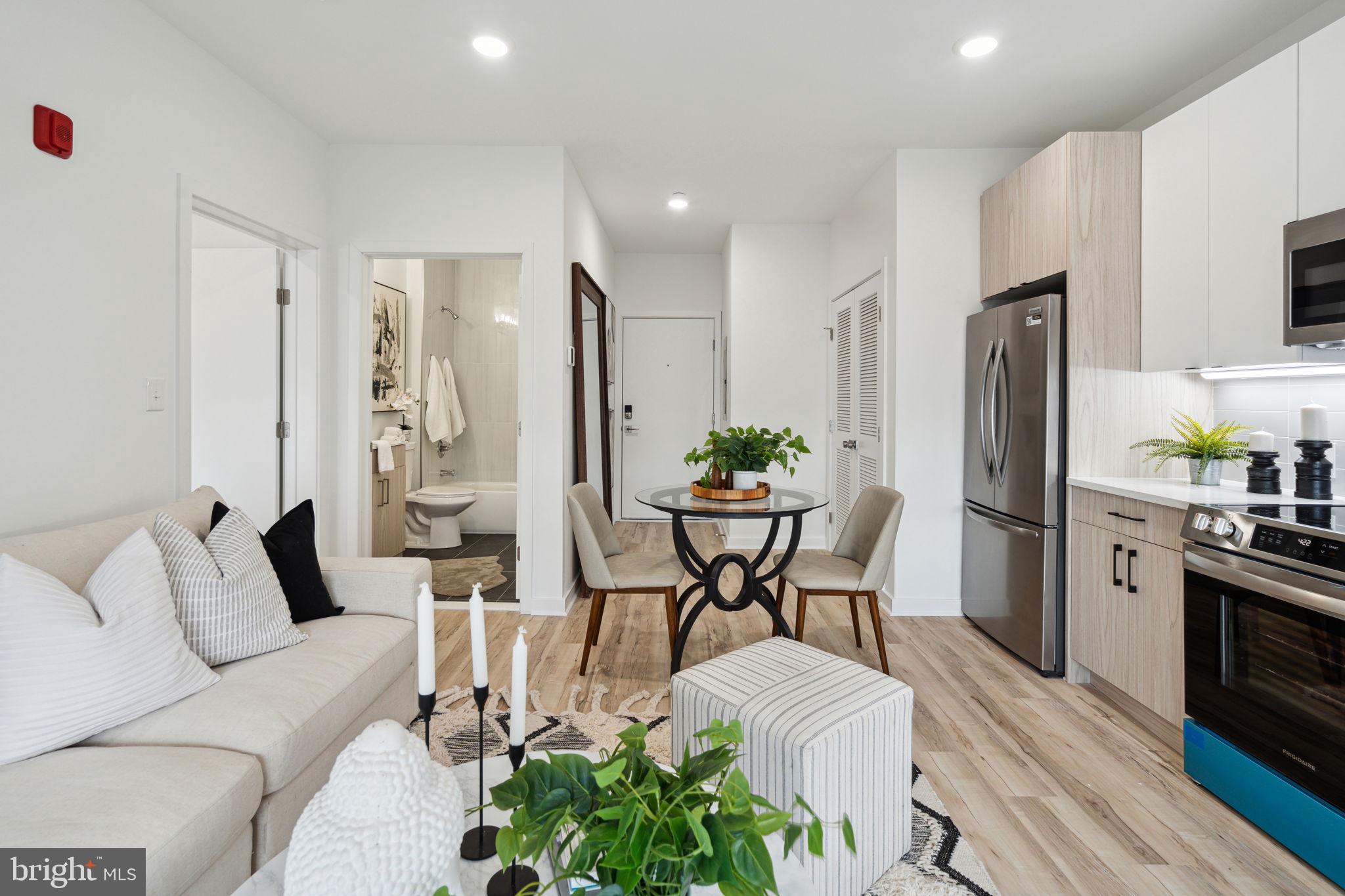 NORRIS SQUARE - Residential Lease