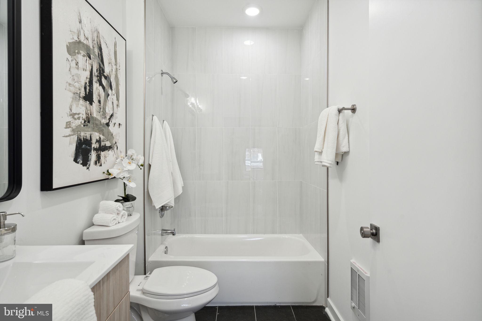 NORRIS SQUARE - Residential Lease