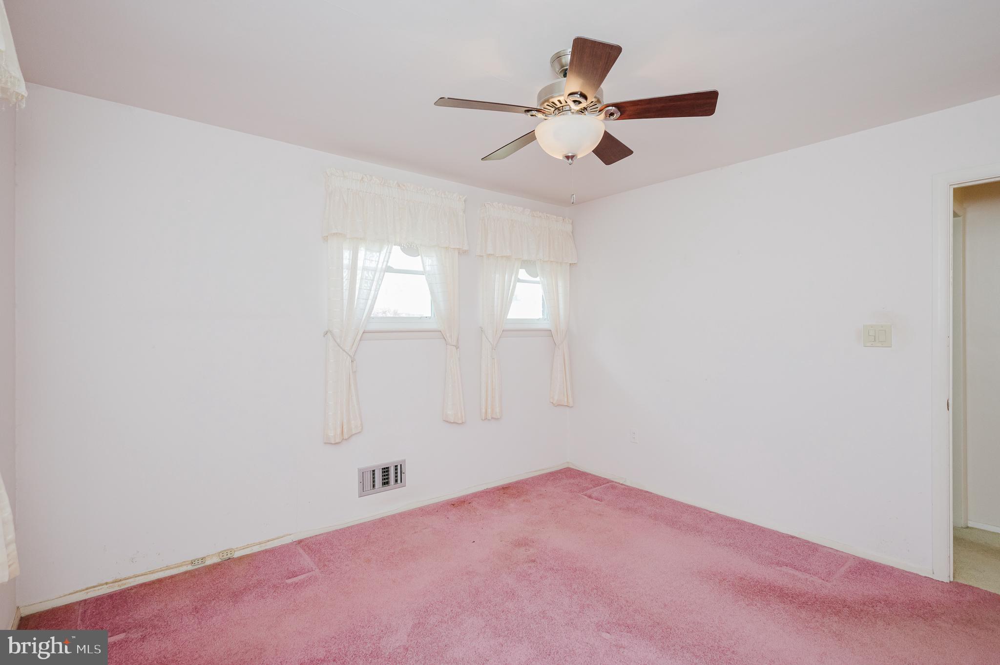 PERRY HALL ESTATES - Residential