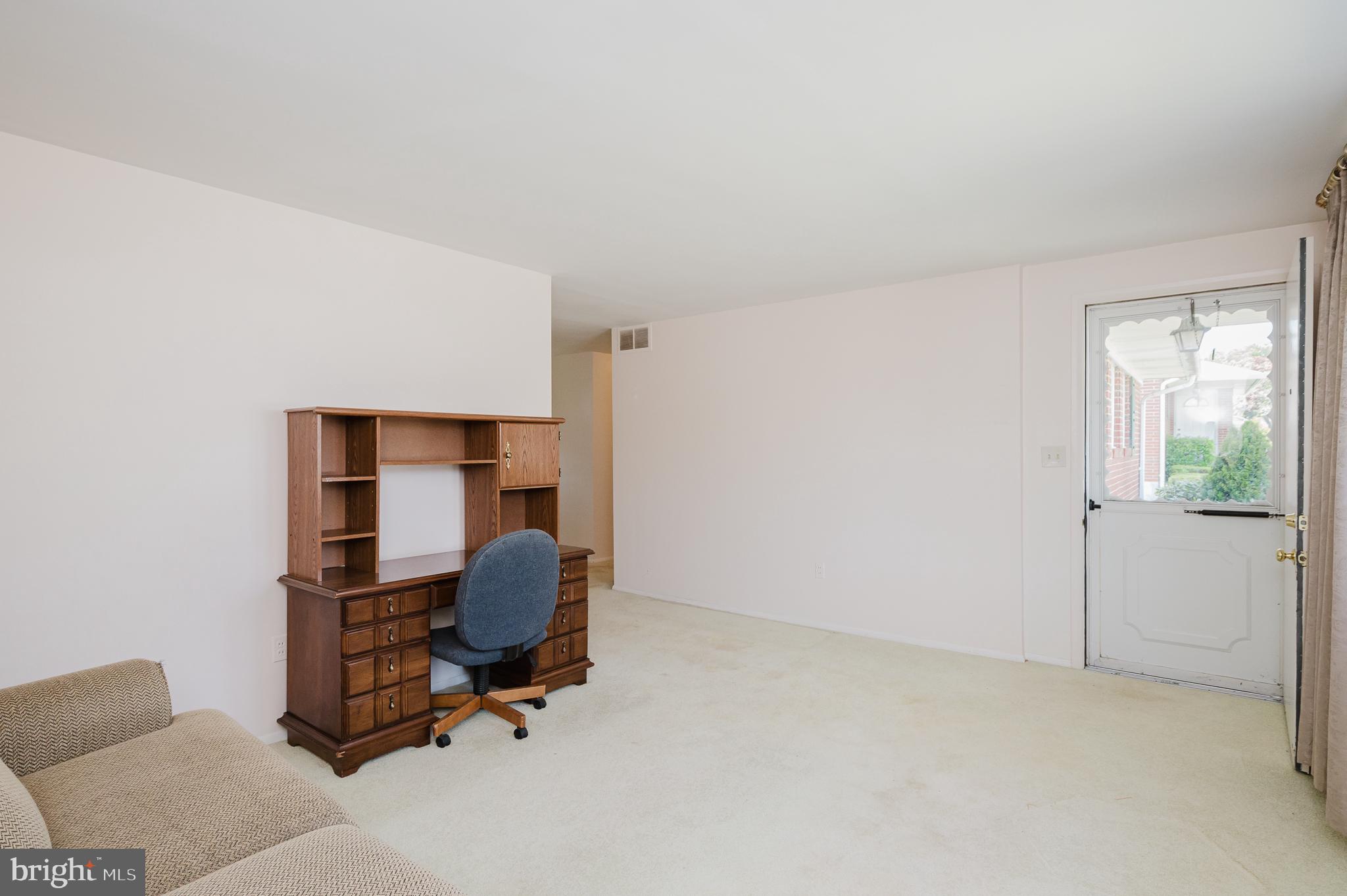 PERRY HALL ESTATES - Residential
