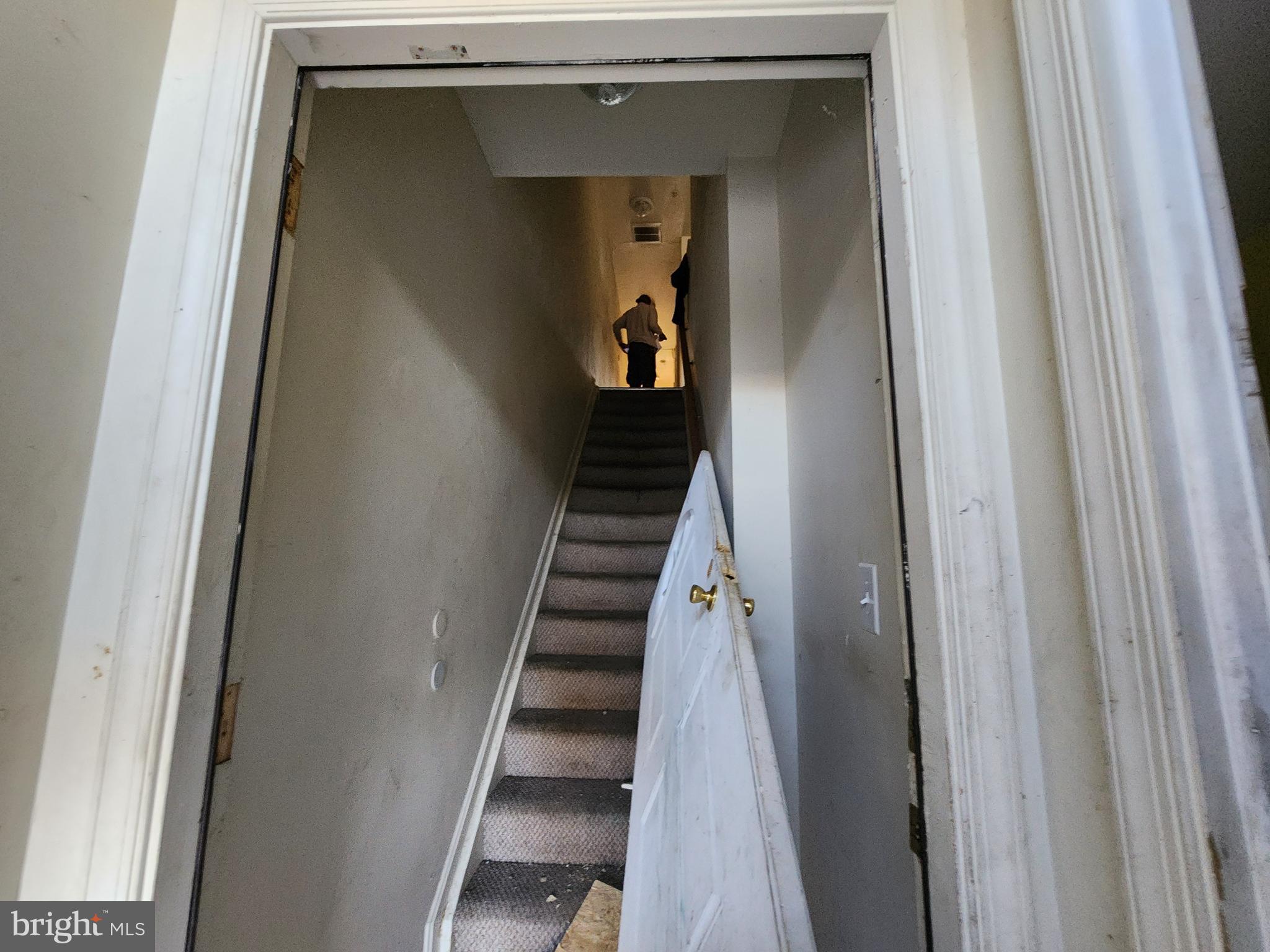 SANDTOWN-WINCHESTER - Residential