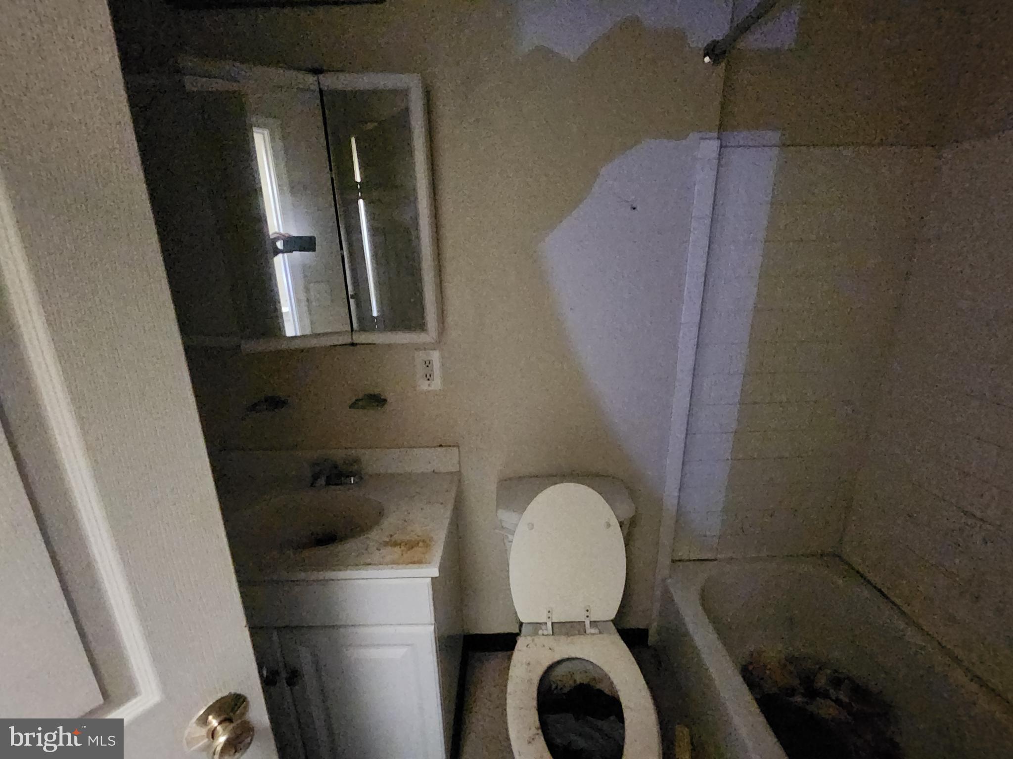 SANDTOWN-WINCHESTER - Residential