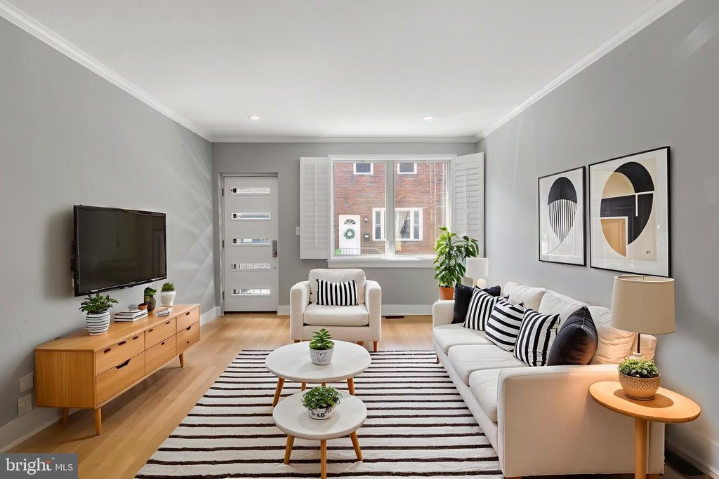 Photo of 313 Mercy Street, PHILADELPHIA, PA 19148 (MLS # PAPH2539382)