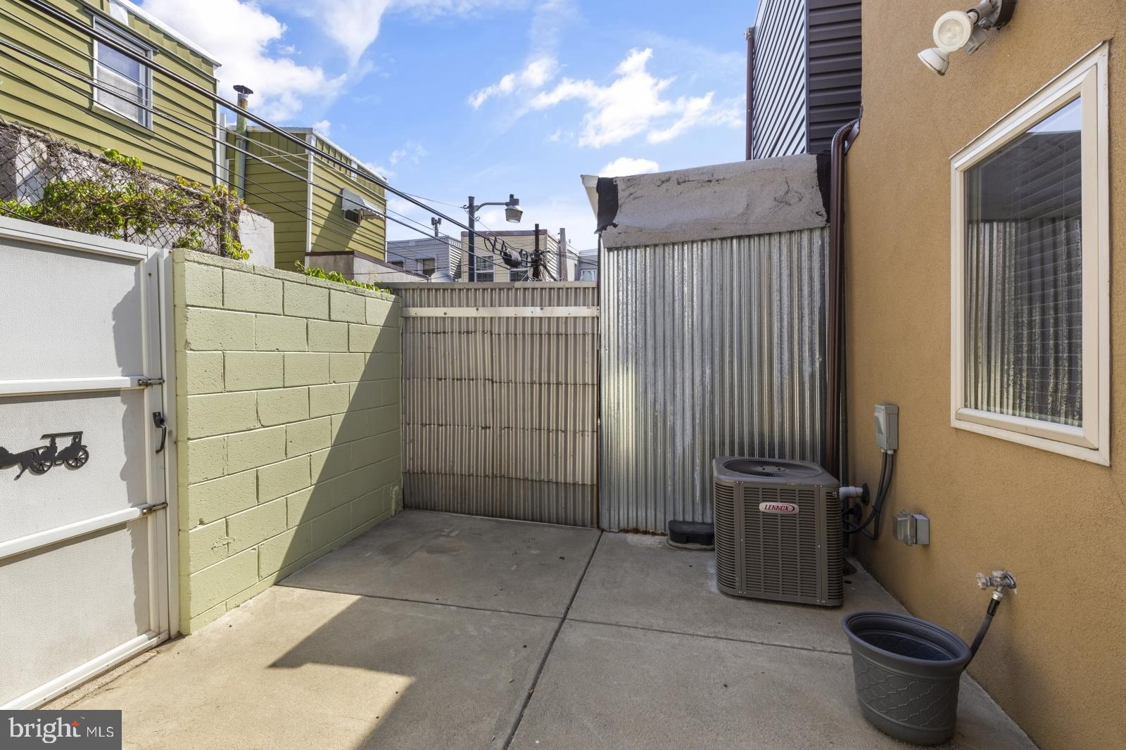 PENNSPORT - Residential Lease