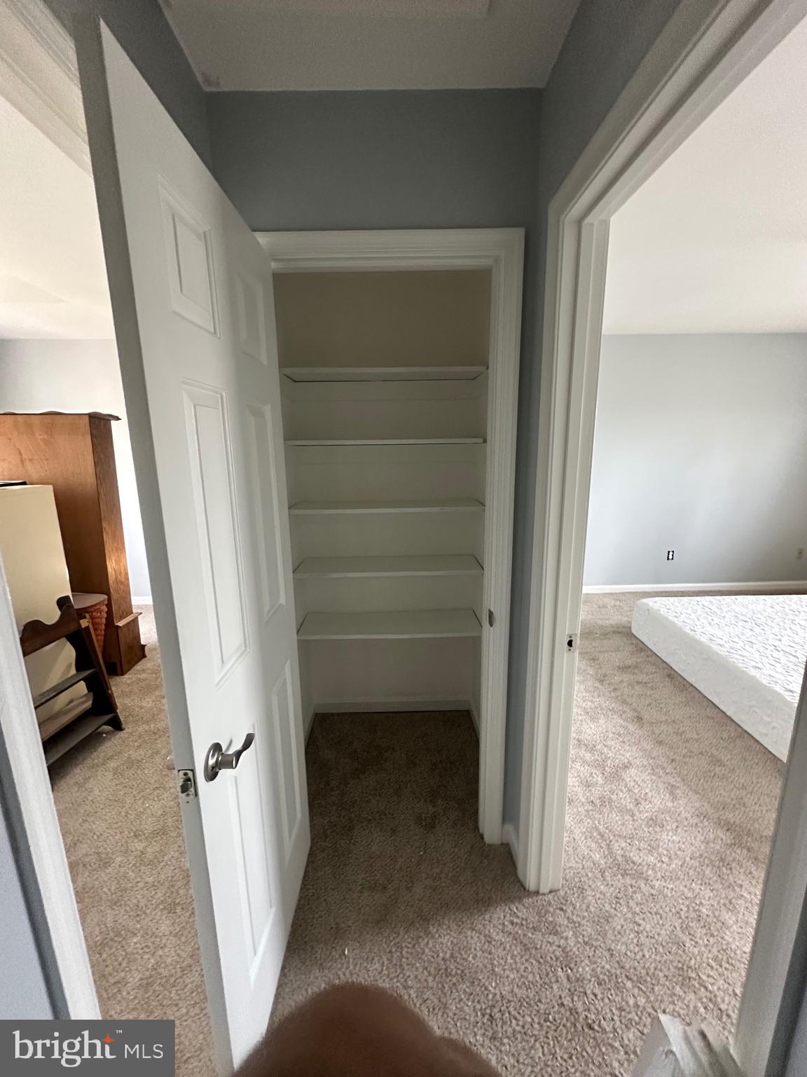 KINGS GRANT - Residential