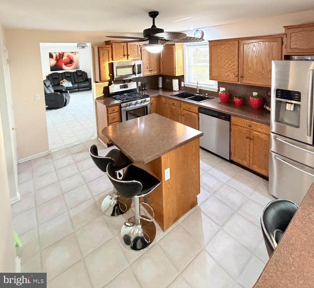 OLDE LEACOCK VILLAGE - Residential