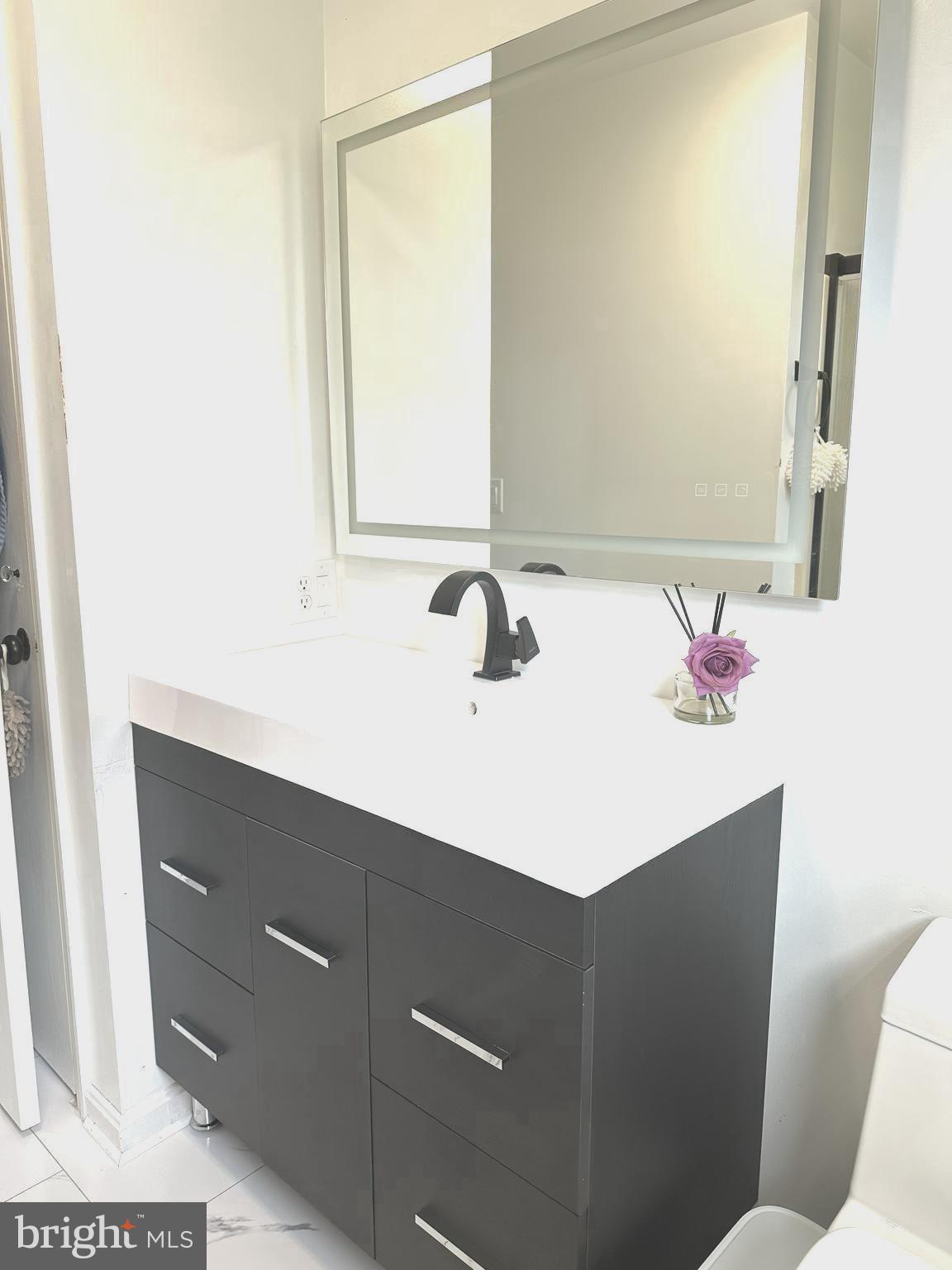 OLDE LEACOCK VILLAGE - Residential