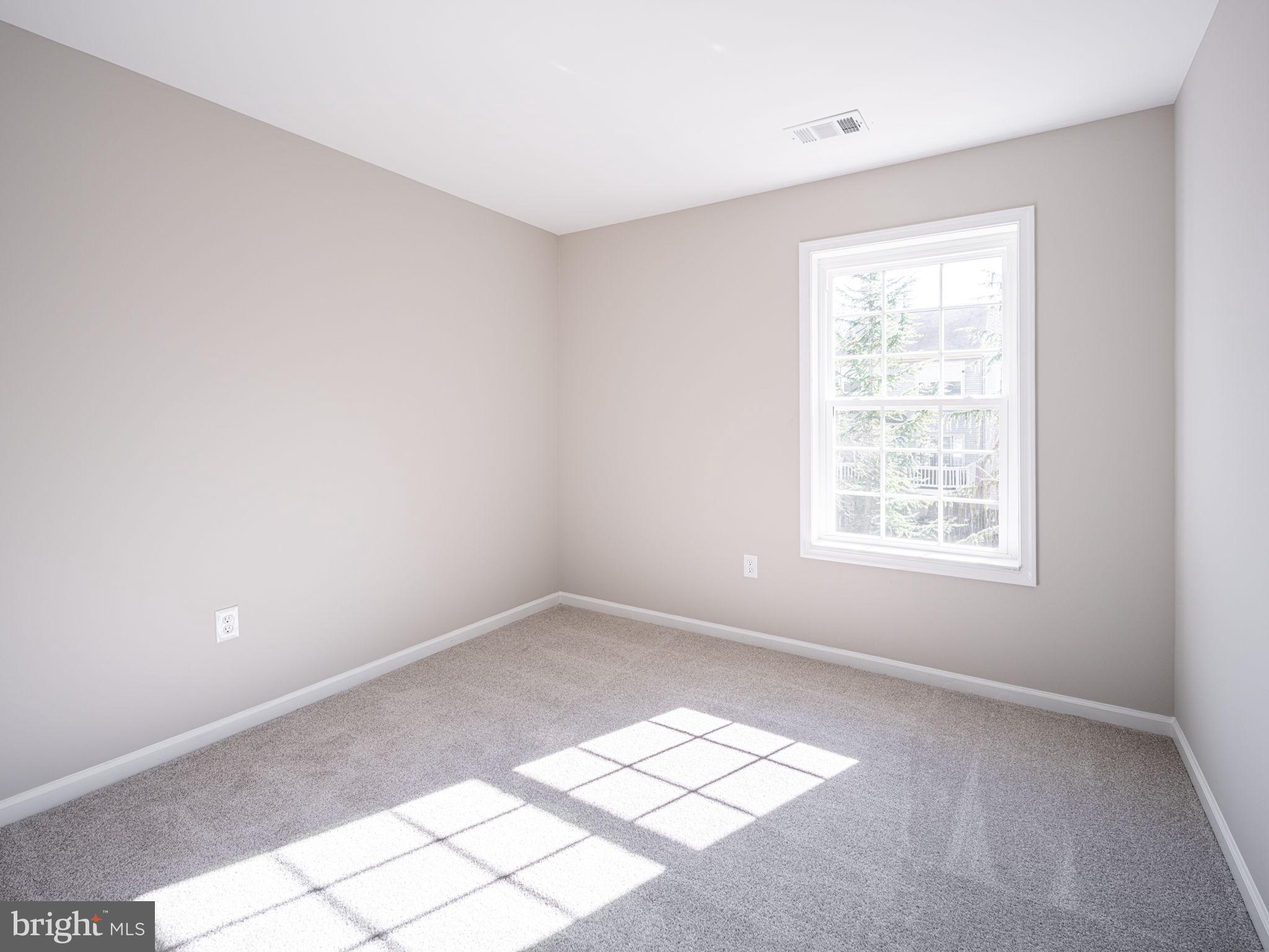 WORTHINGTON WOODS - Residential