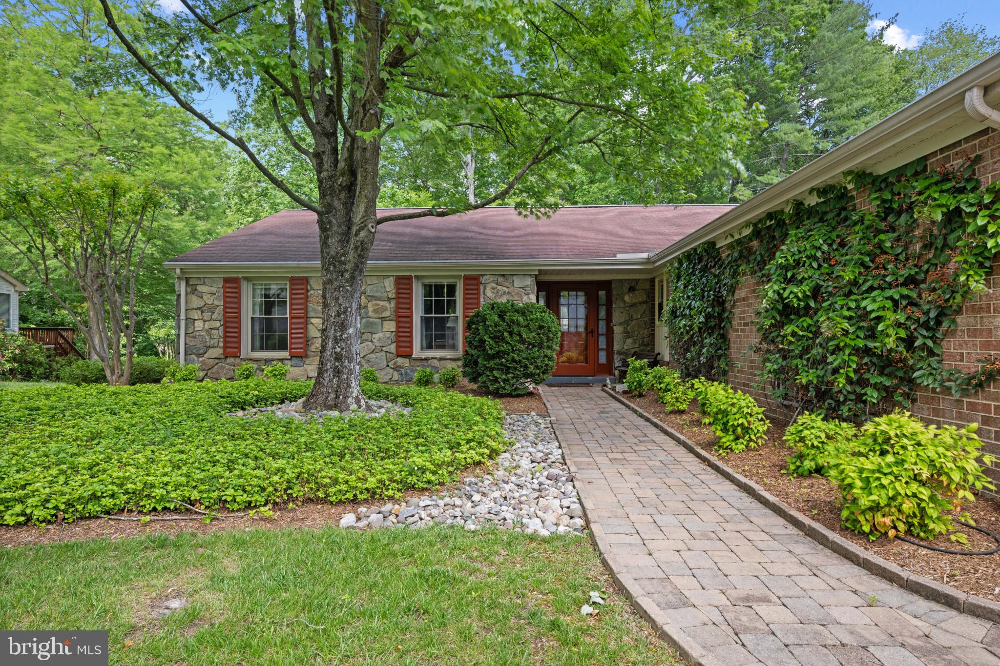 2569 GOLFERS RIDGE ROAD