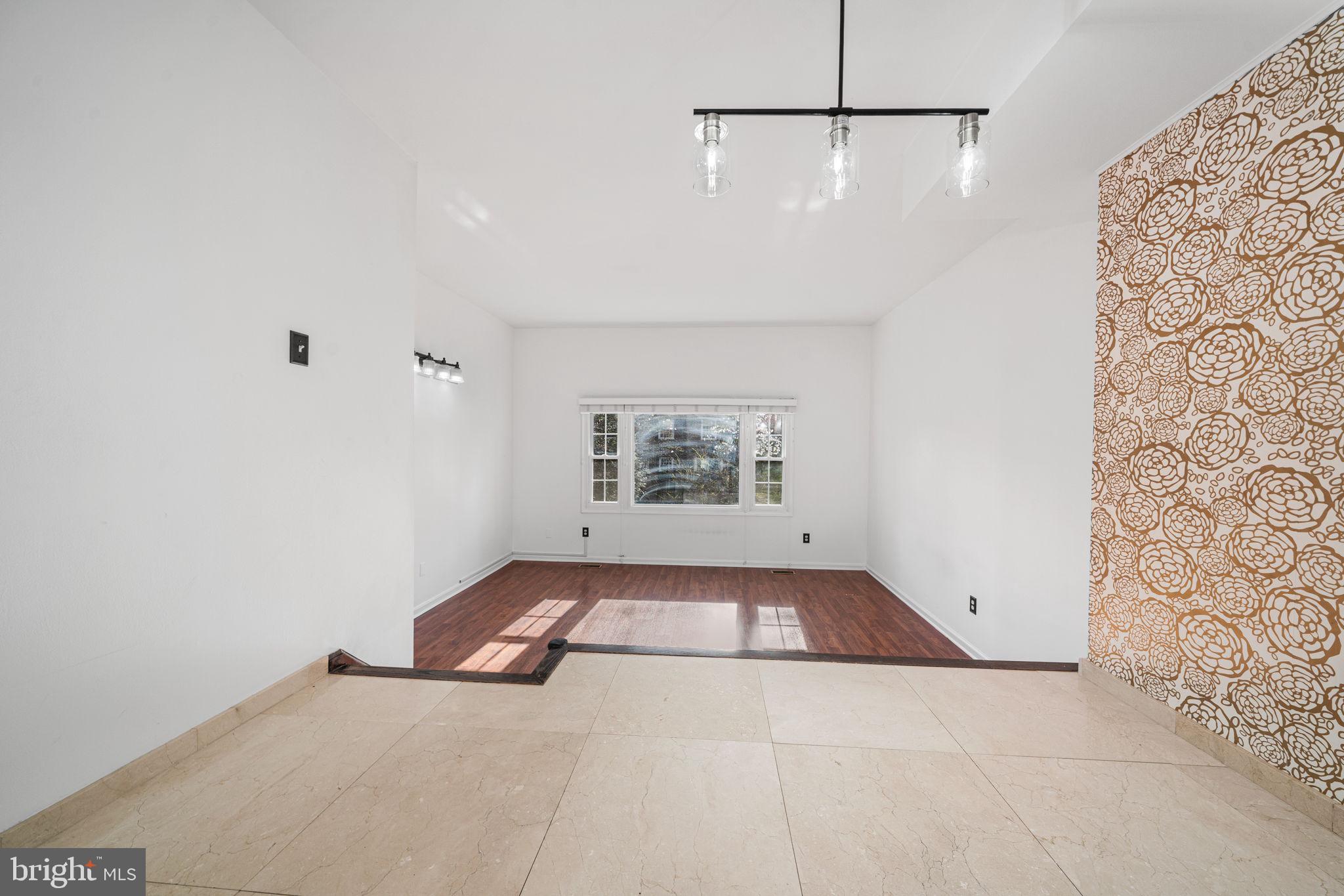 5845 REXFORD DRIVE 721