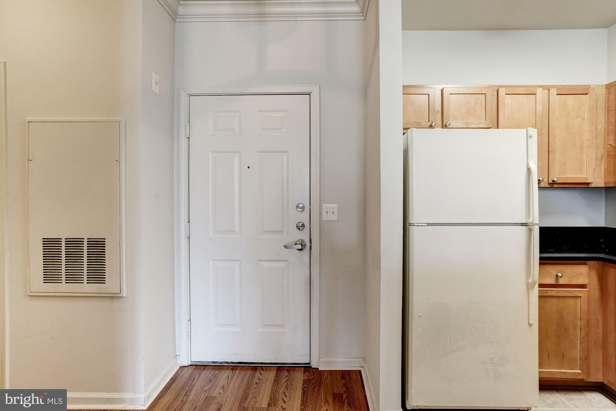 SAVOY AT RESTON TOWN CENTER - Residential Lease