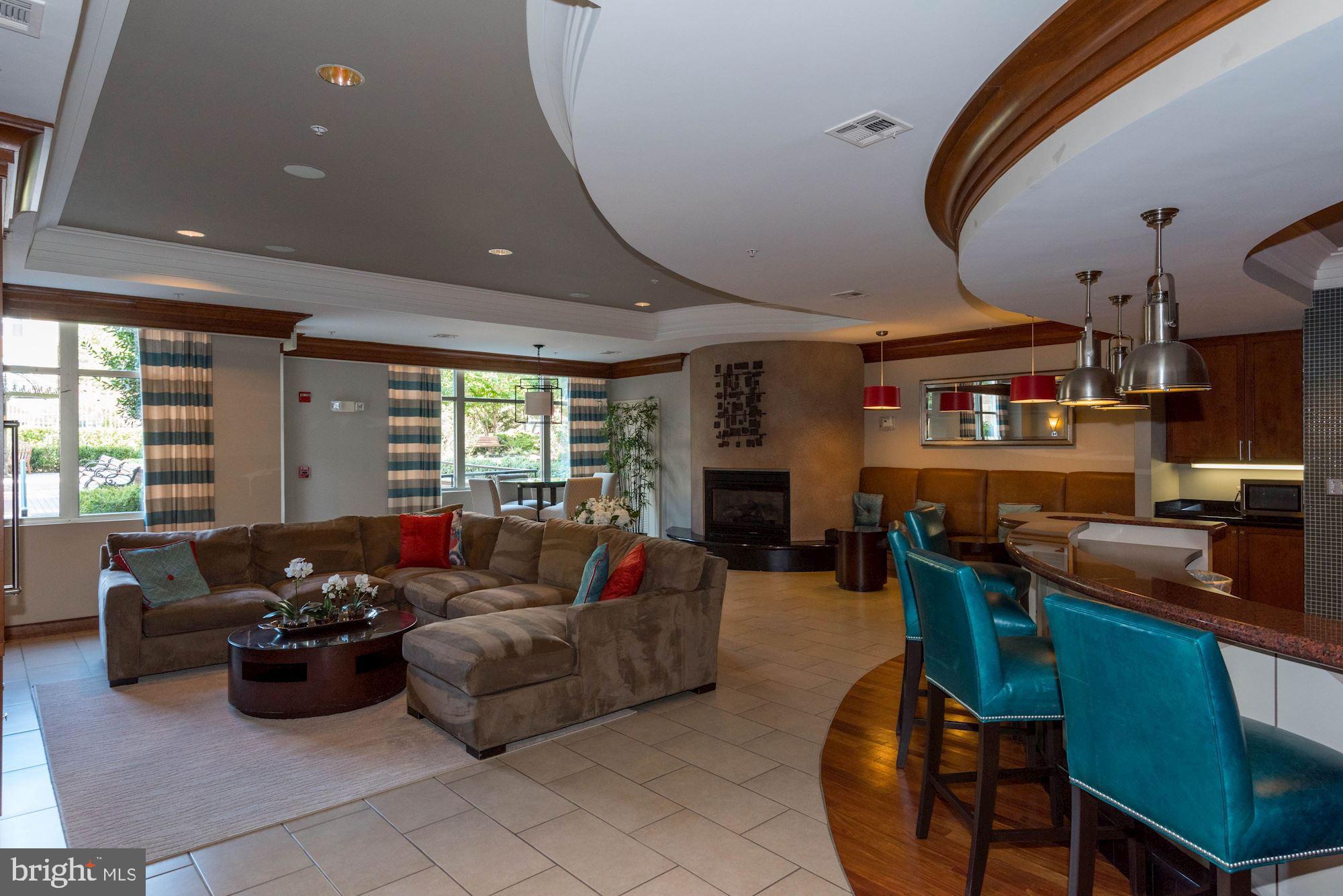 SAVOY AT RESTON TOWN CENTER - Residential Lease