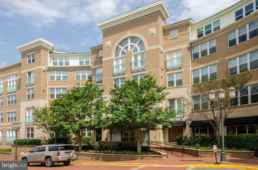 Excellent location!  Spacious condo in the most preferred Reston Town Center. Parking is close to elevator. Gleaming Wooden floors  and Granite countertop. Full washer/Dryer in unit. Luxury Building with lots of amenities Savoy has to offer. Exercise Room w/Machines, Party Room, Media Room, Outdoor Pool, concierge, Gorgeous Lobby. Walk to Shops, Movies, Reston Hospital, Metro, with lots of outdoor dining options.  The Best of Reston Town Center.