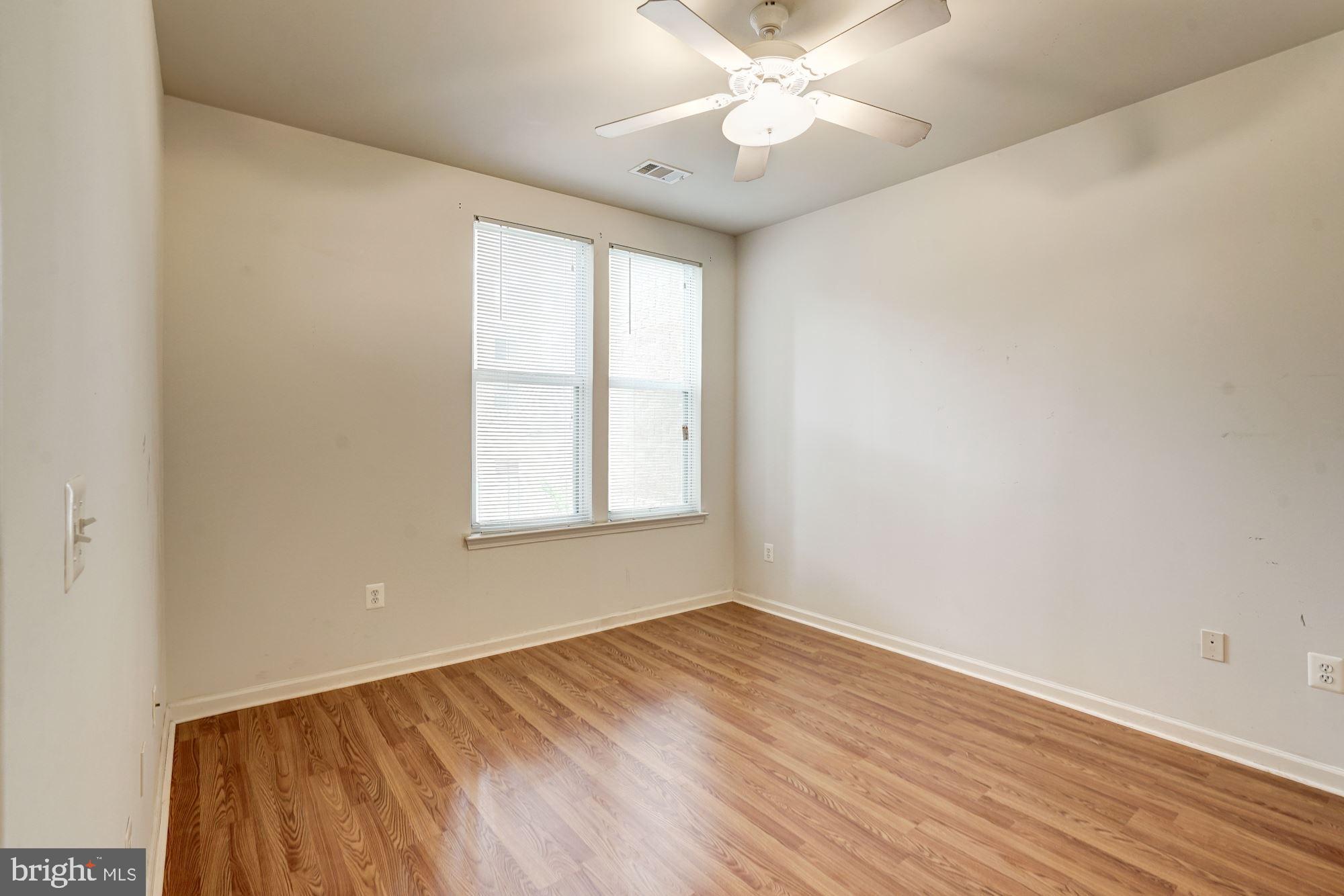 SAVOY AT RESTON TOWN CENTER - Residential Lease