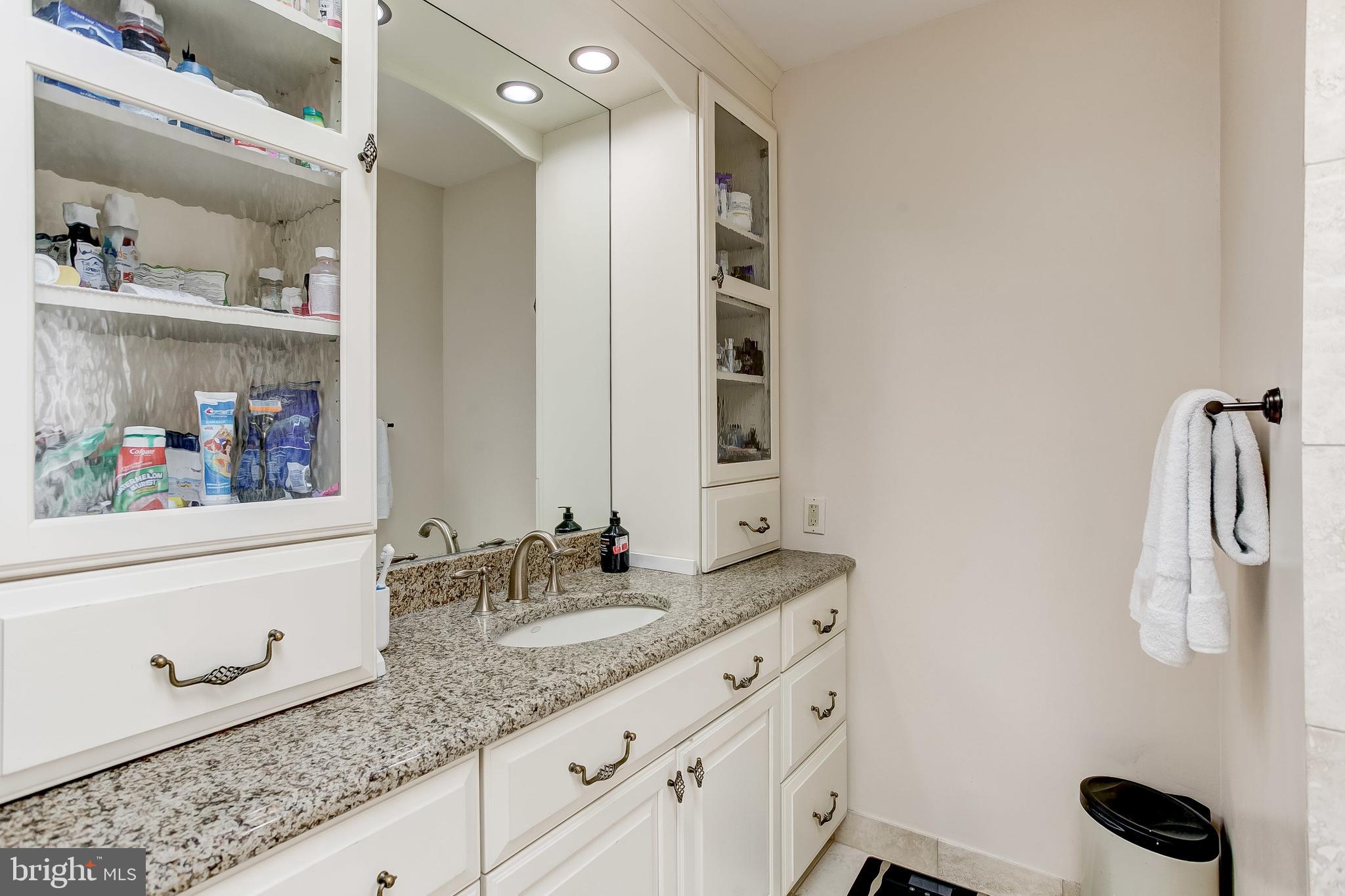 RUTH RODGERS - Residential