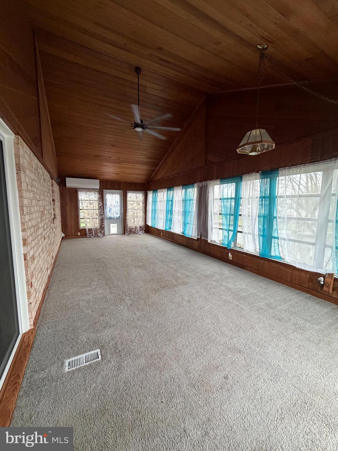 RUMSEY ISLAND - Residential