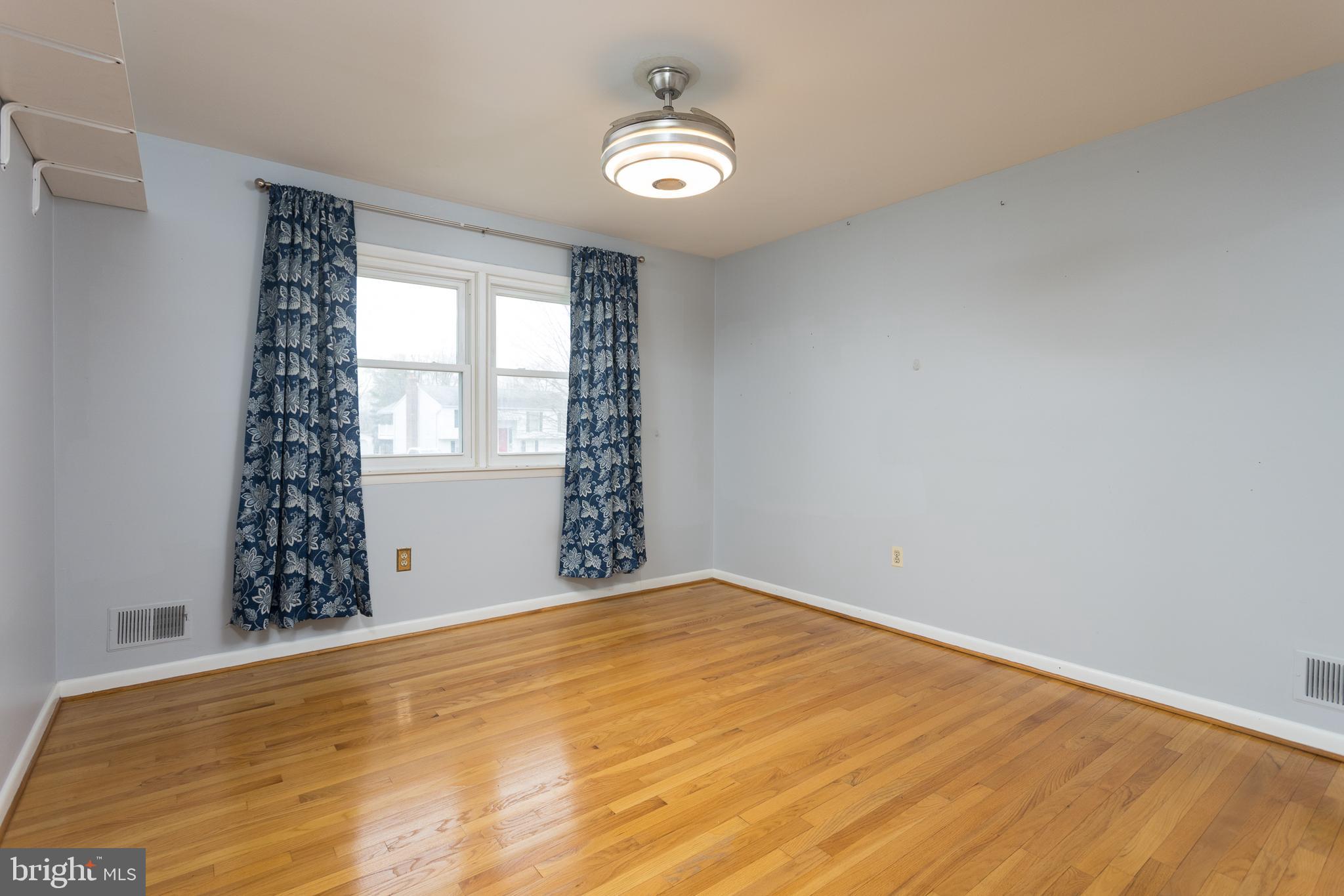 RUMSEY ISLAND - Residential