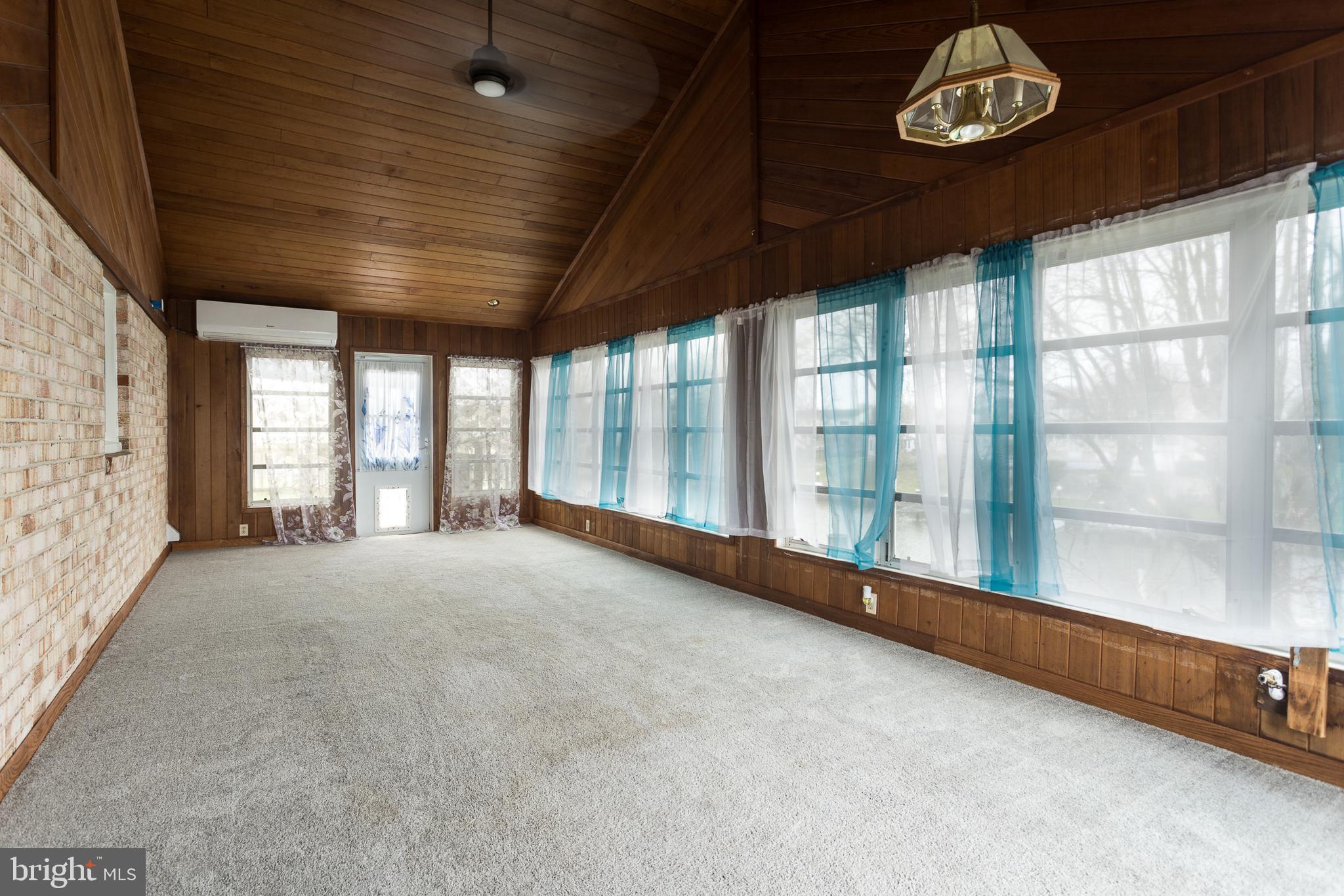 RUMSEY ISLAND - Residential