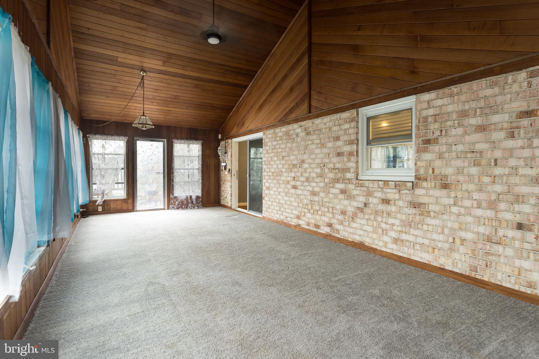 RUMSEY ISLAND - Residential