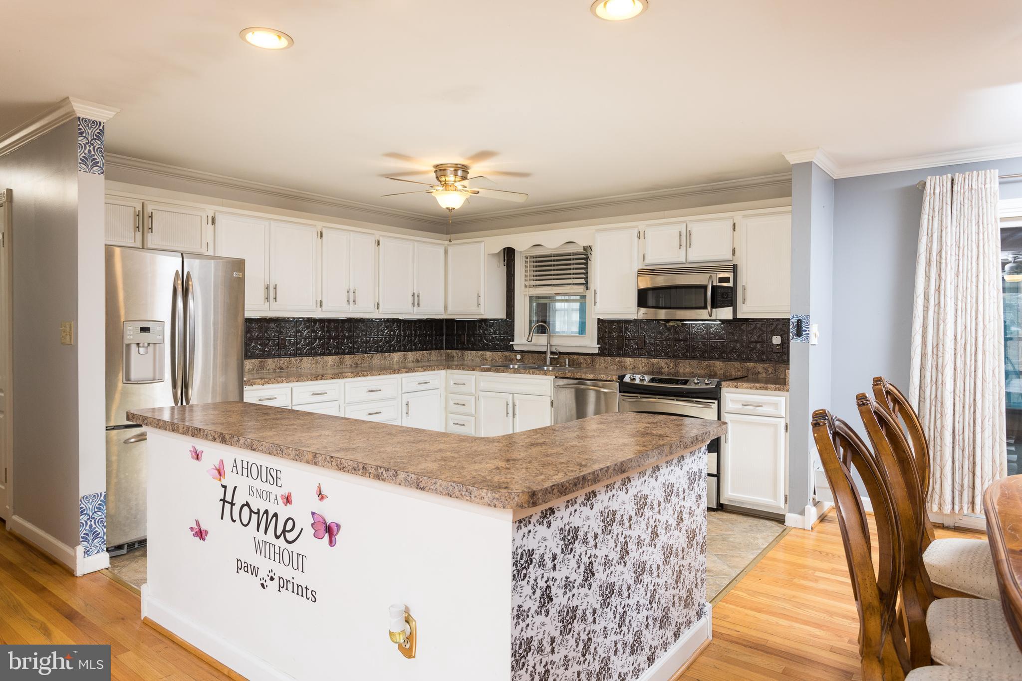 RUMSEY ISLAND - Residential