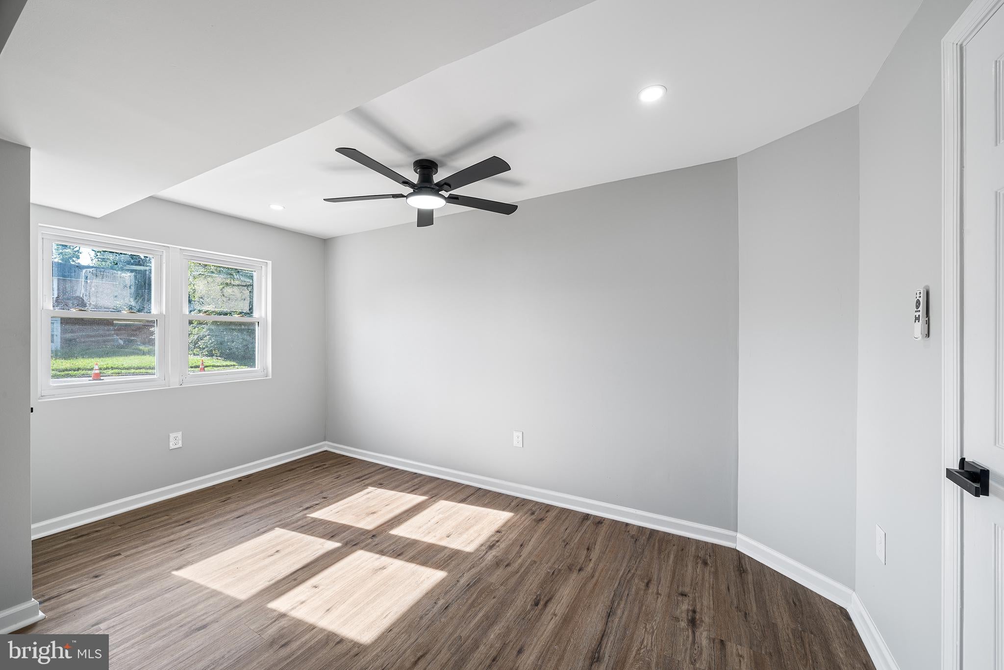 407 COVENTRY AVENUE
