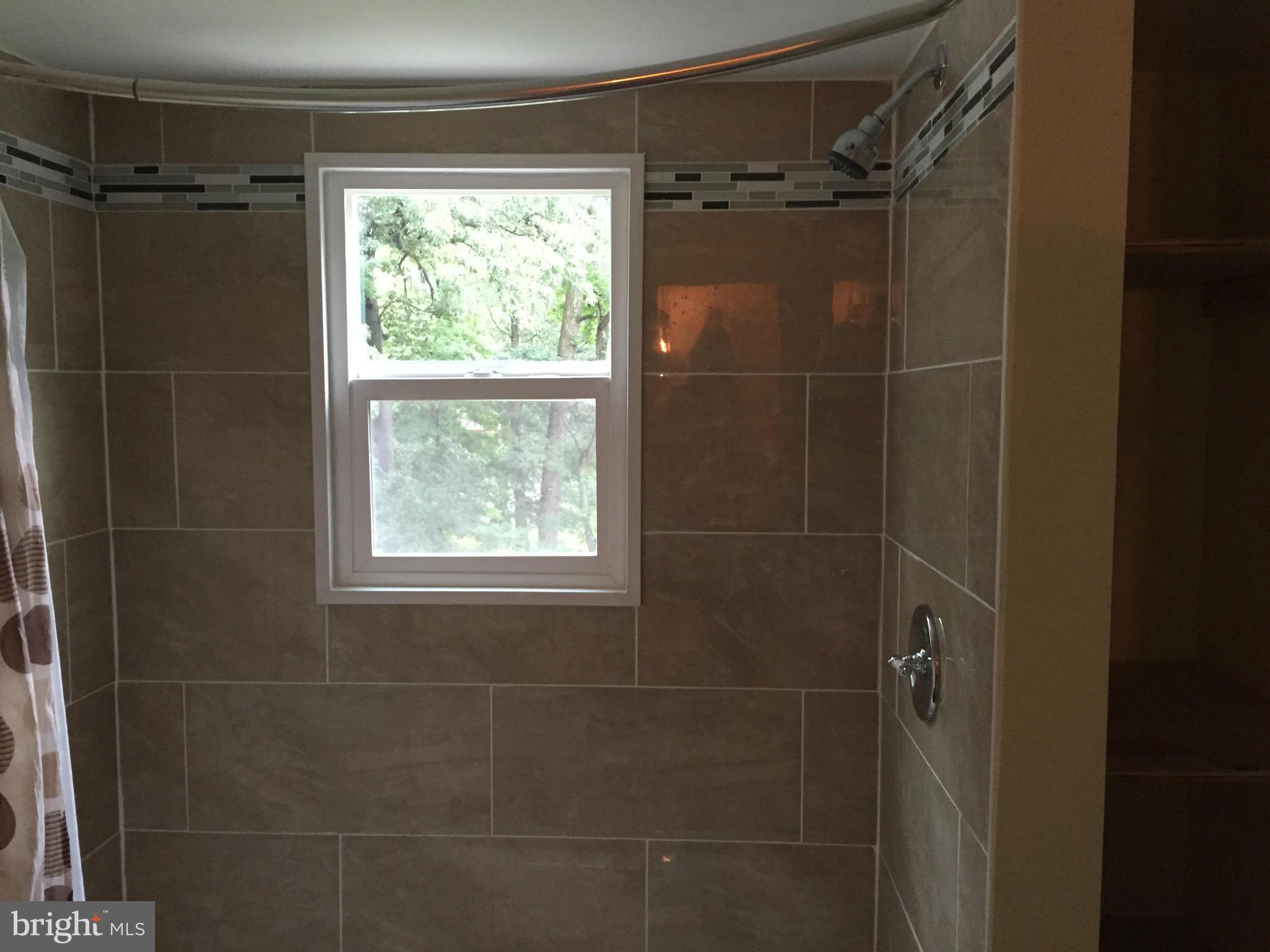 HALLIEWOOD - Residential