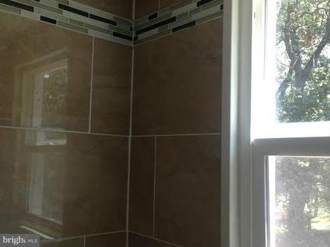 HALLIEWOOD - Residential