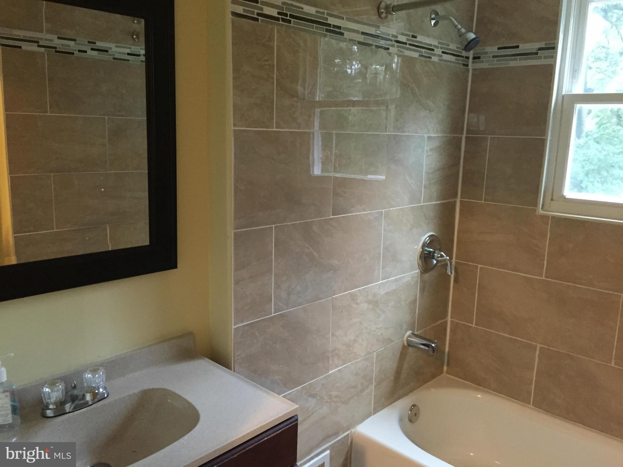 HALLIEWOOD - Residential