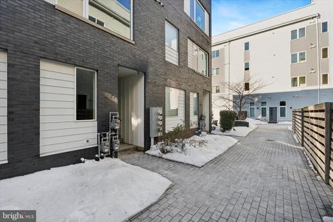 Tiny photo for 1640 N 5th Street #29B, PHILADELPHIA, PA 19122 (MLS # PAPH2585420)