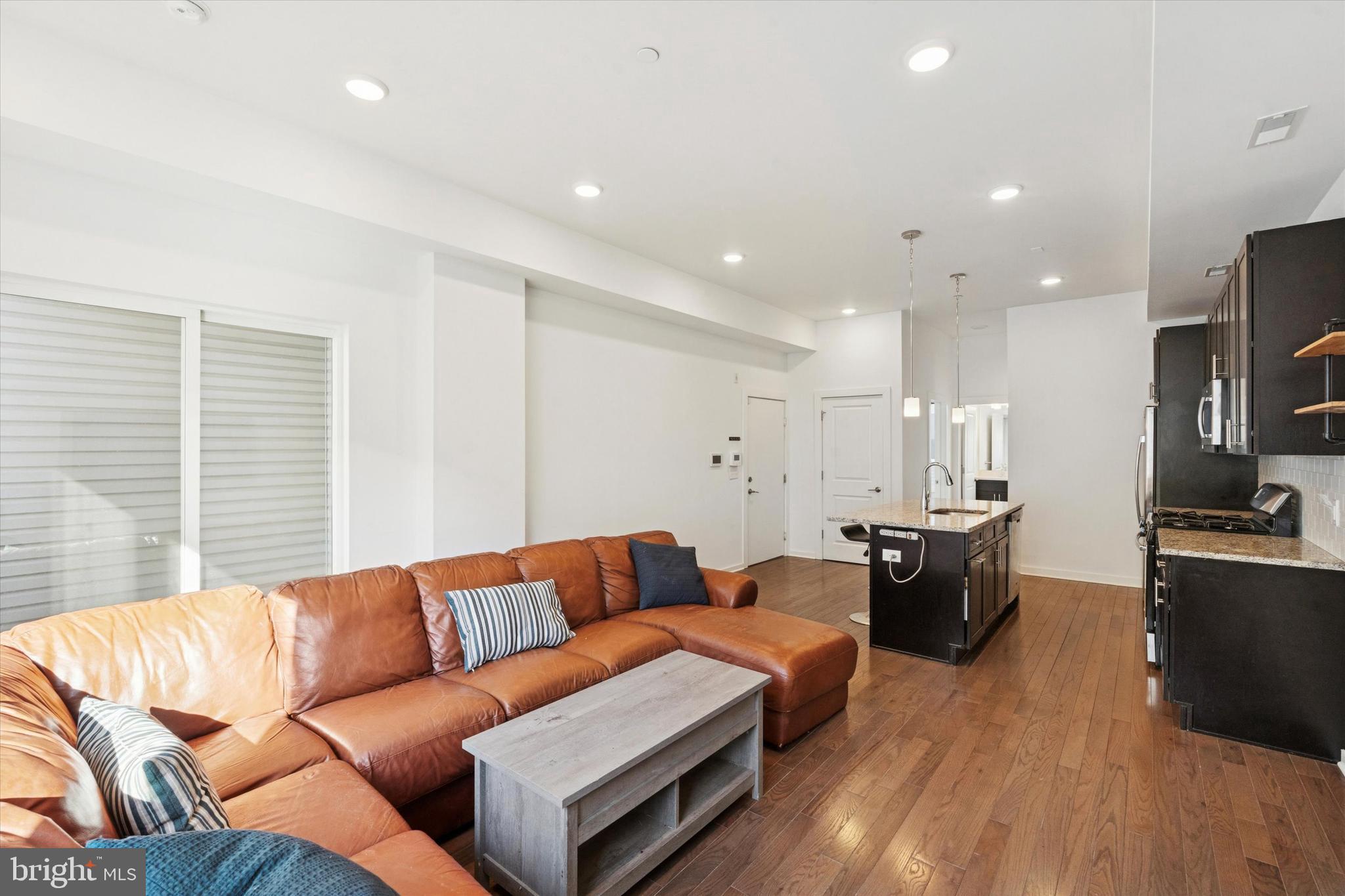 SOUTH KENSINGTON - Residential