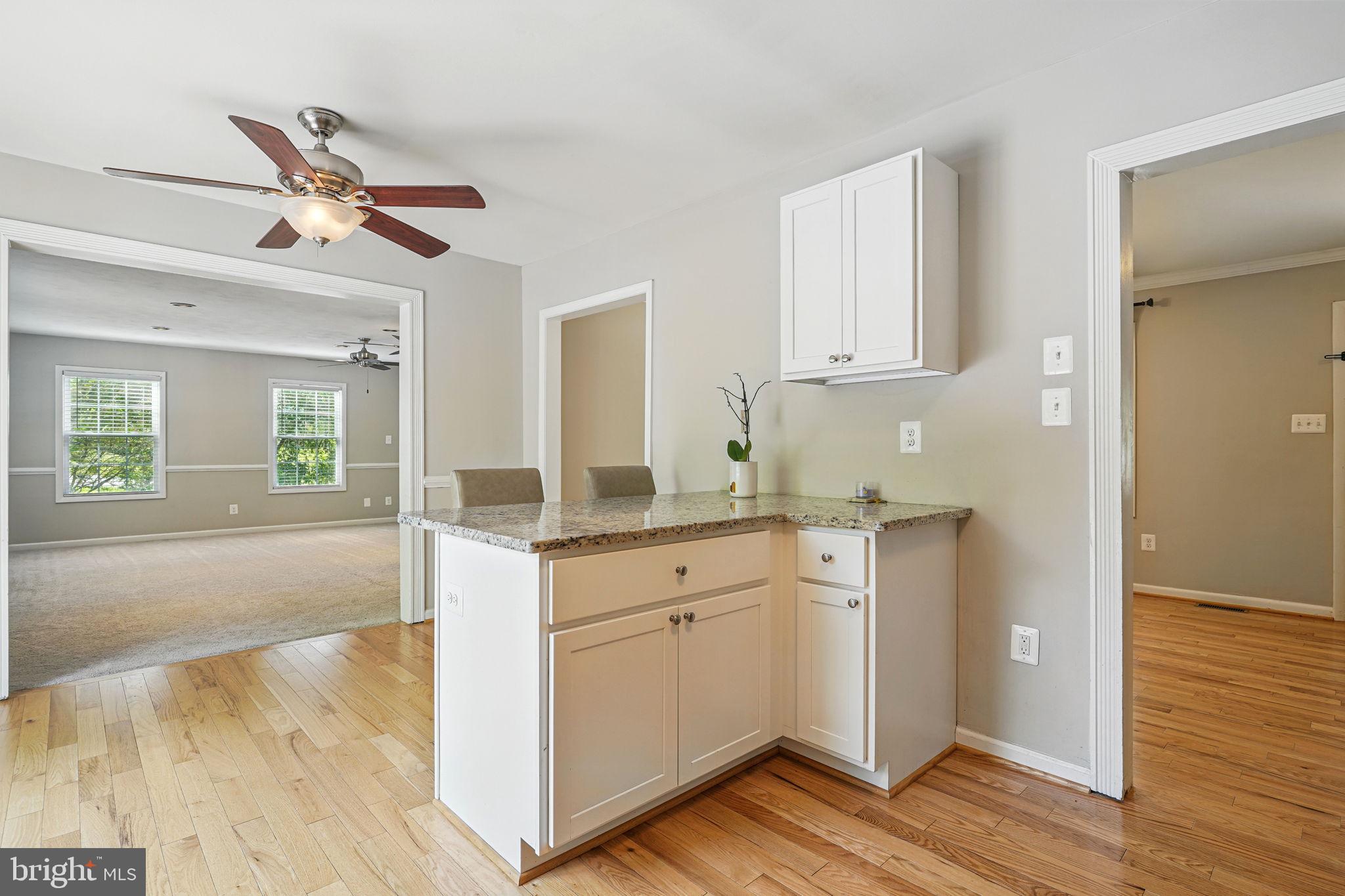 PARIS PINES - Residential