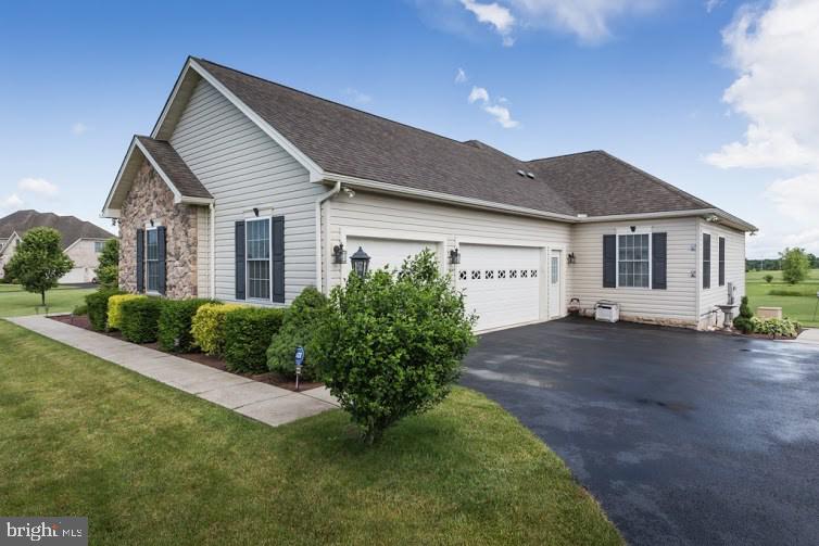 HUNTERS RIDGE - Residential